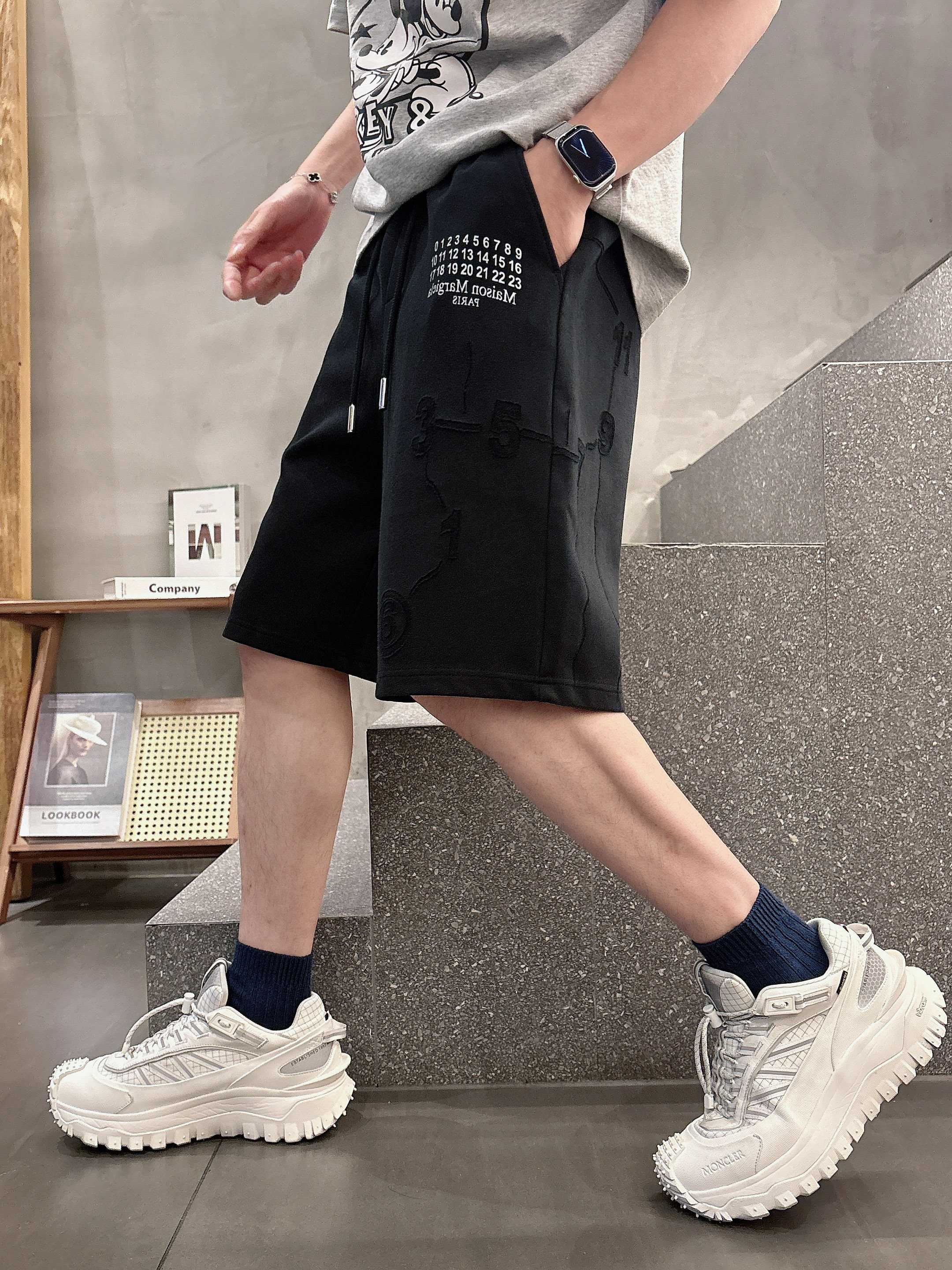 LuxluxHouse Best Quality Clothes Pants Chanel & Maison Margiela