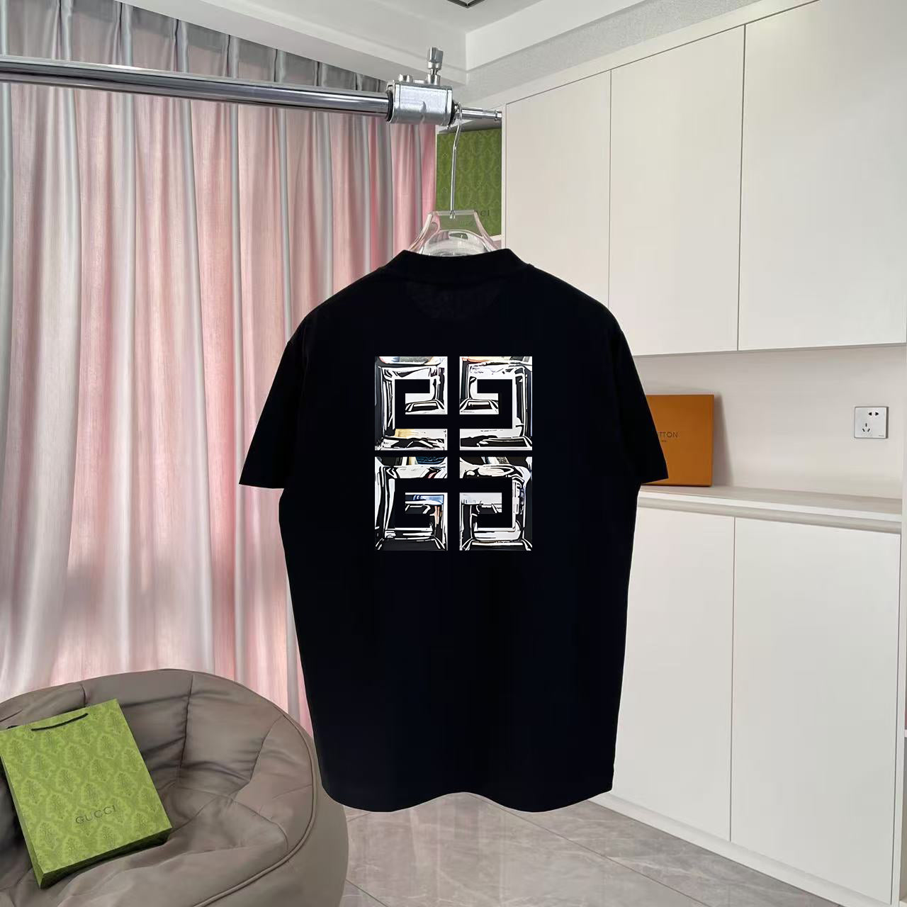 LuxluxHouse Best Quality Clothes Givenchy T-shirt