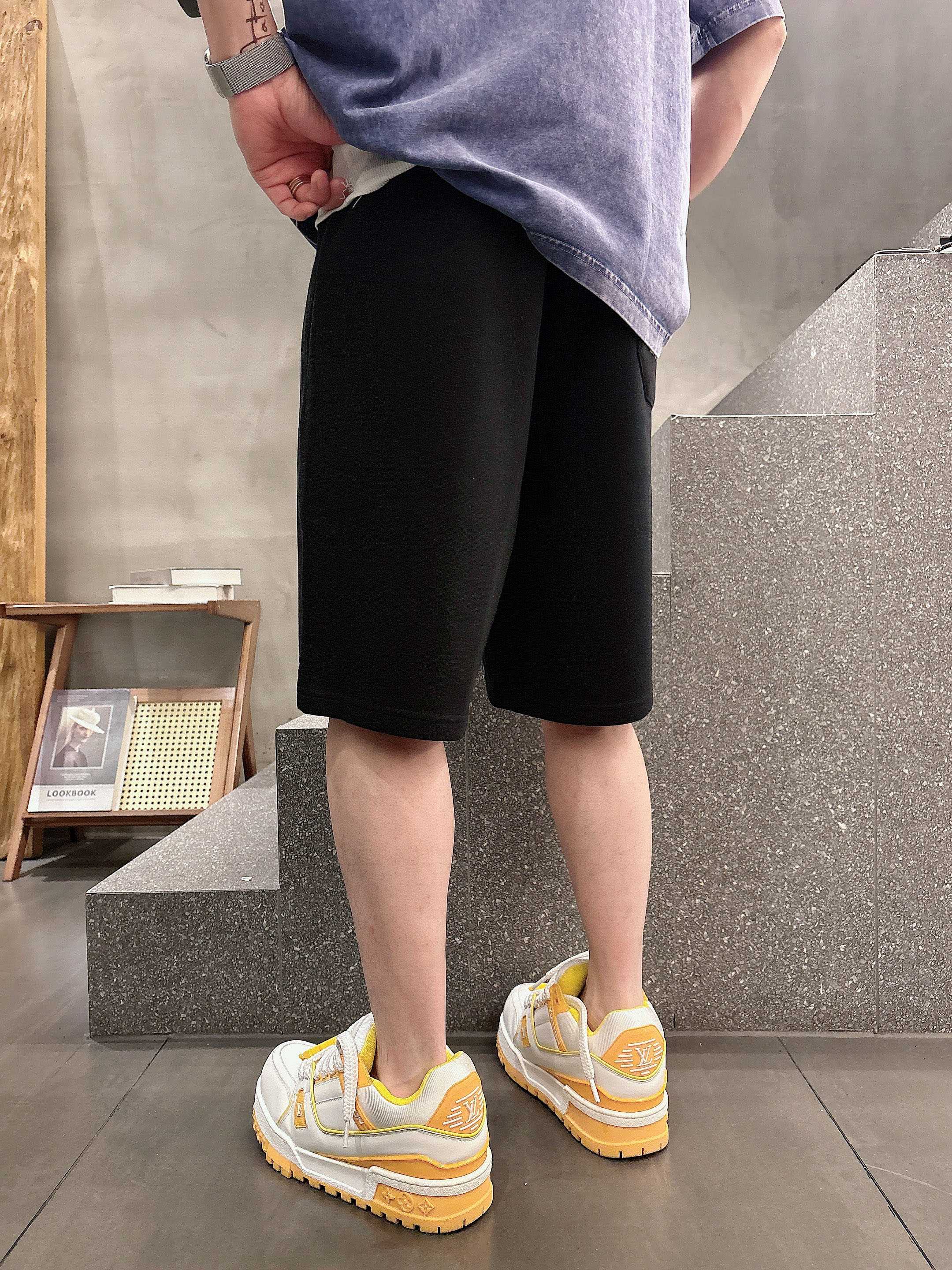 LuxluxHouse Best Quality Clothes Balenciaga Pants