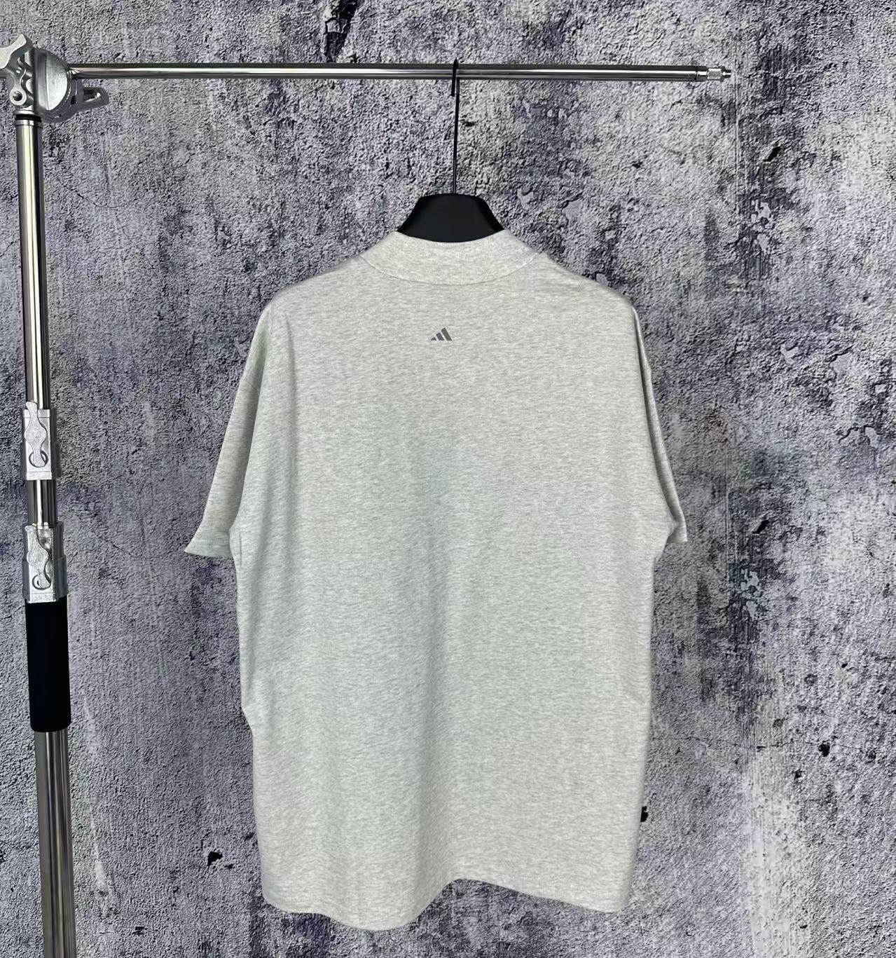 LuxluxHouse Best Quality Clothes Adidas T-shirt