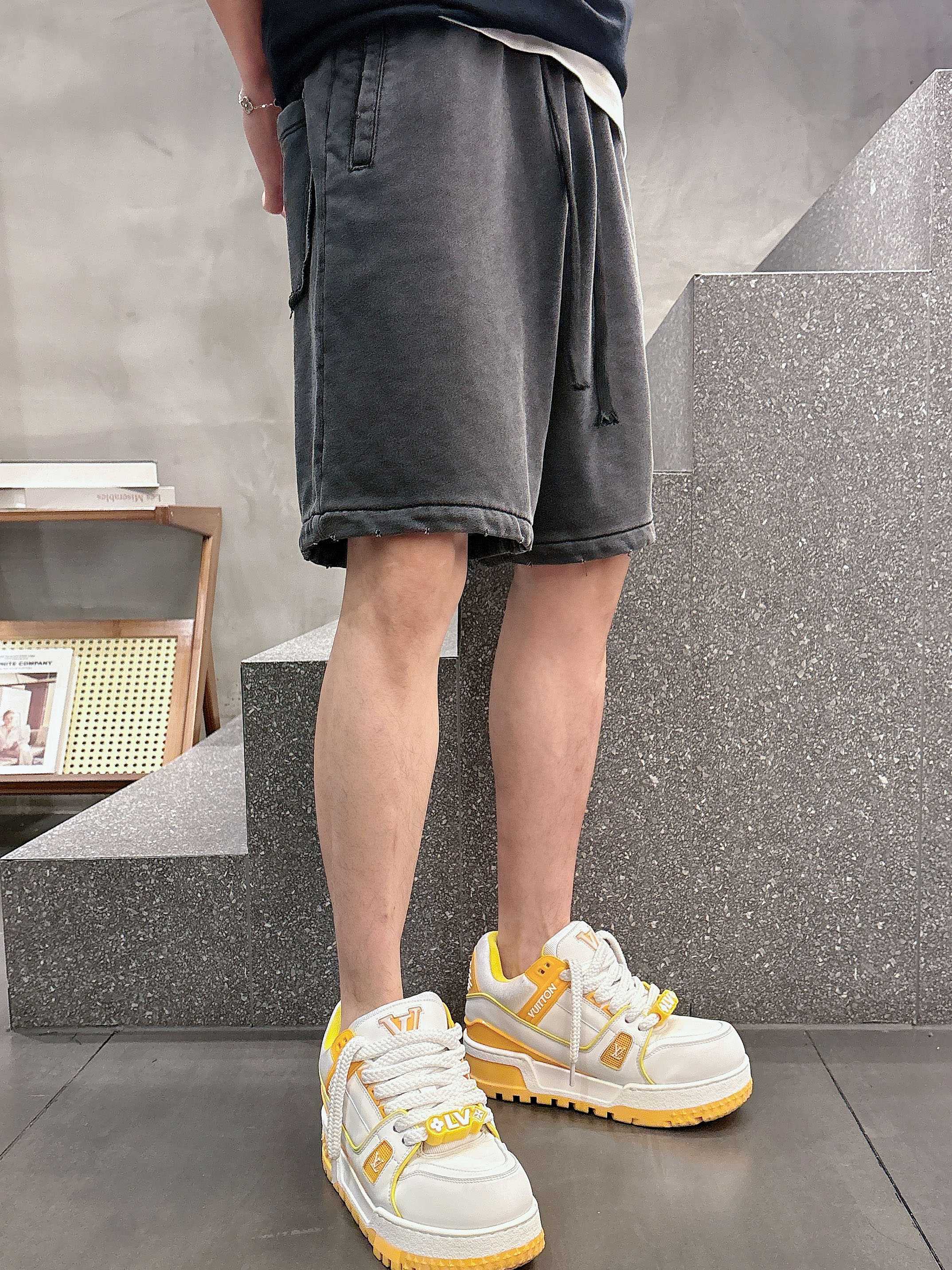 LuxluxHouse Best Quality Clothes Balenciaga Pants
