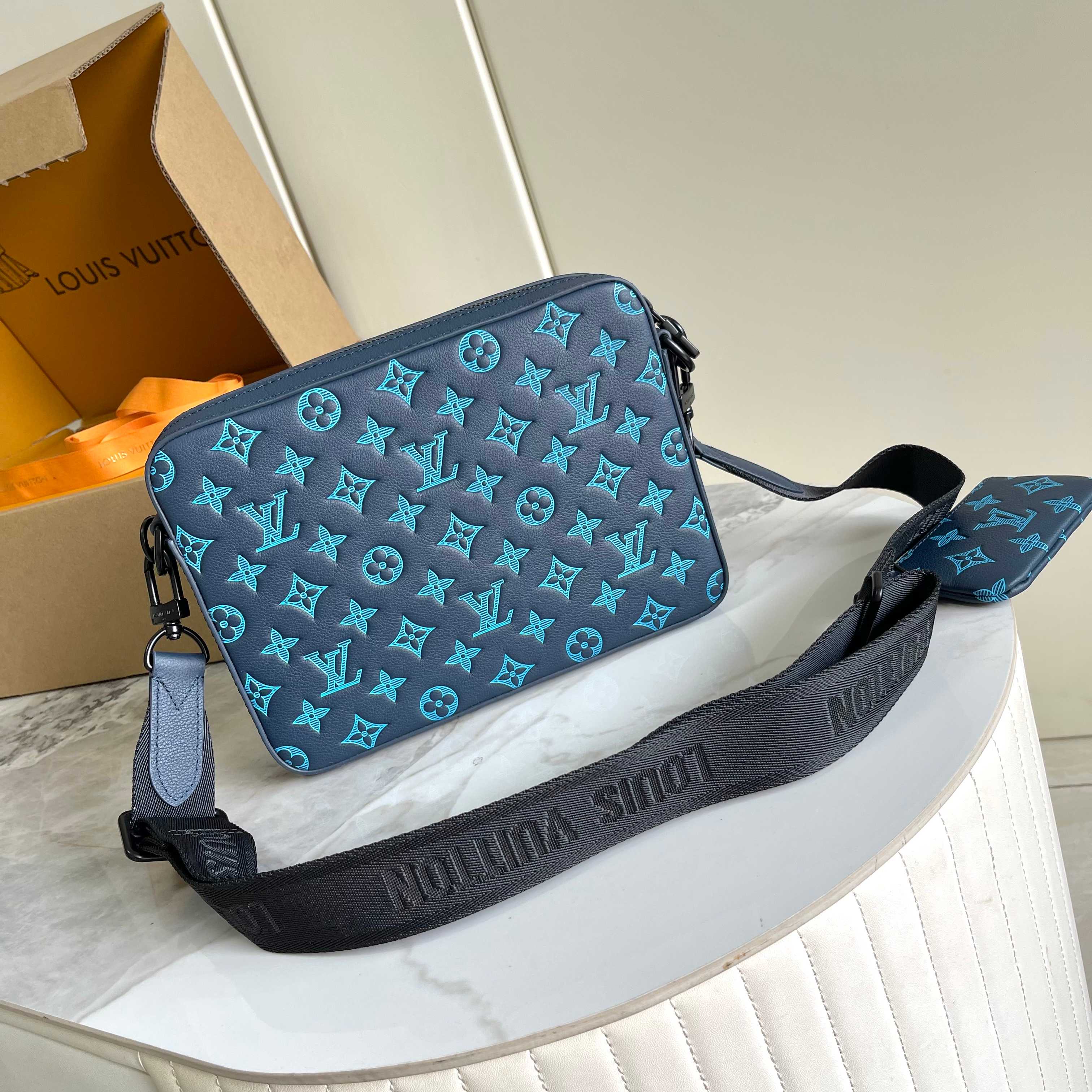 LuxluxHouse Best Quality Bags Louis Vuitton Men