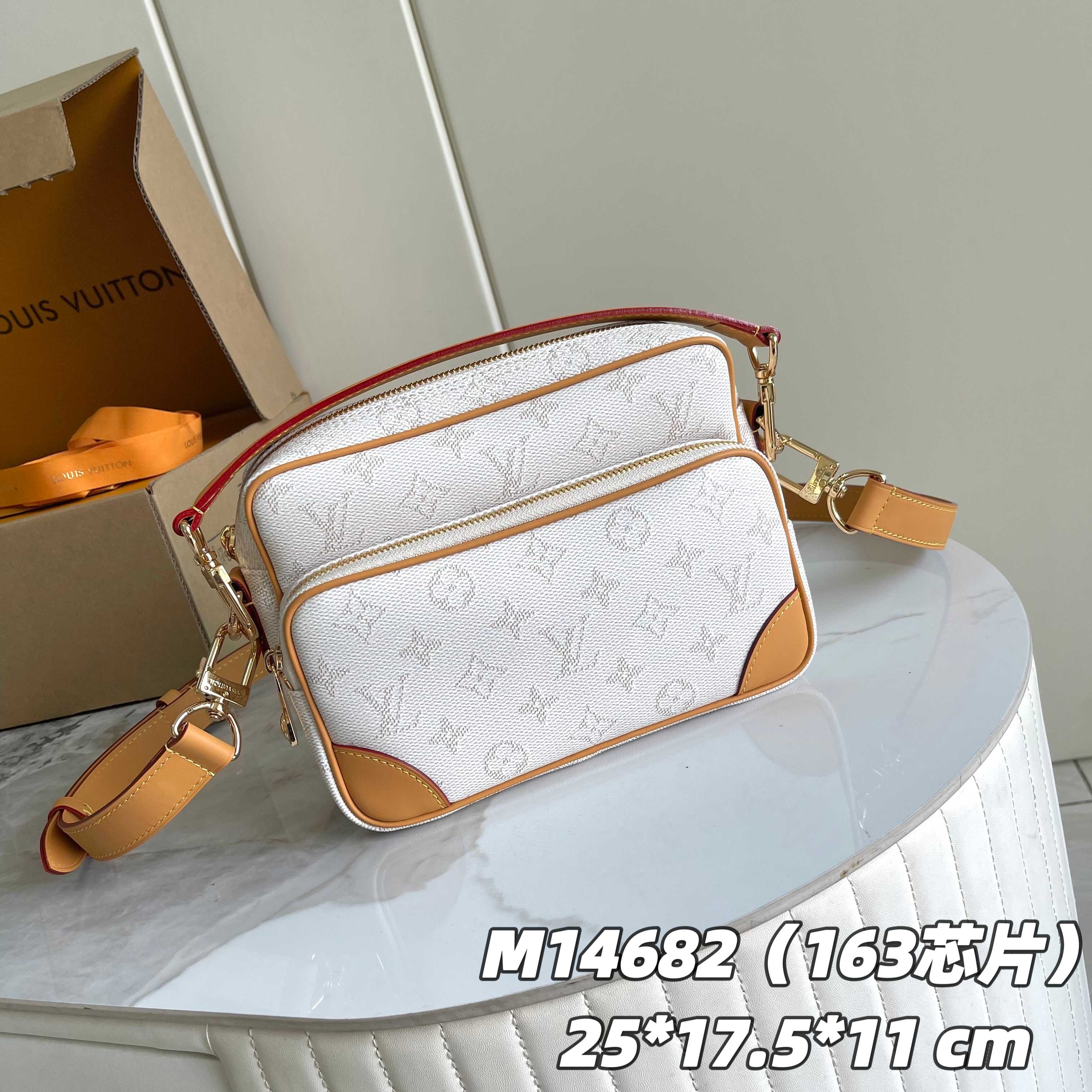 LuxluxHouse Best Quality Bags Louis Vuitton Women Men