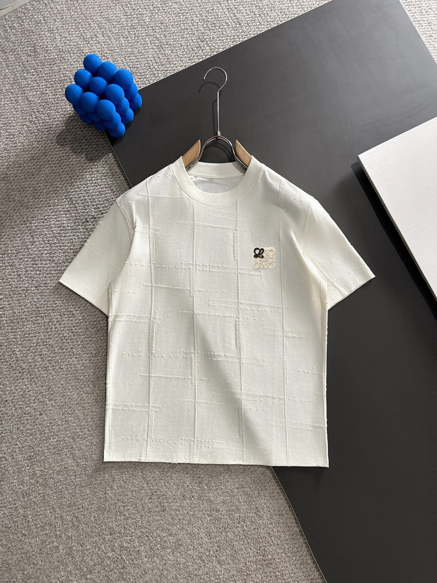 LuxluxHouse Best Quality Clothes T-shirt Loewe
