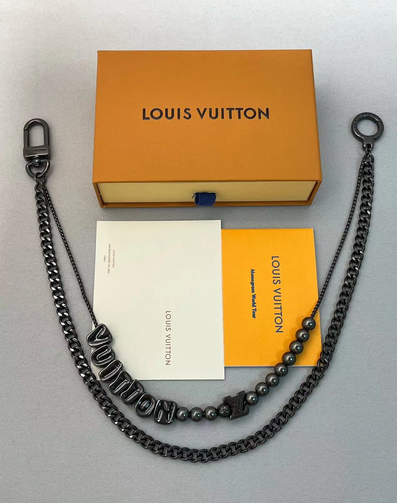 LuxluxHouse Best Quality Accessories Keychain Louis Vuitton