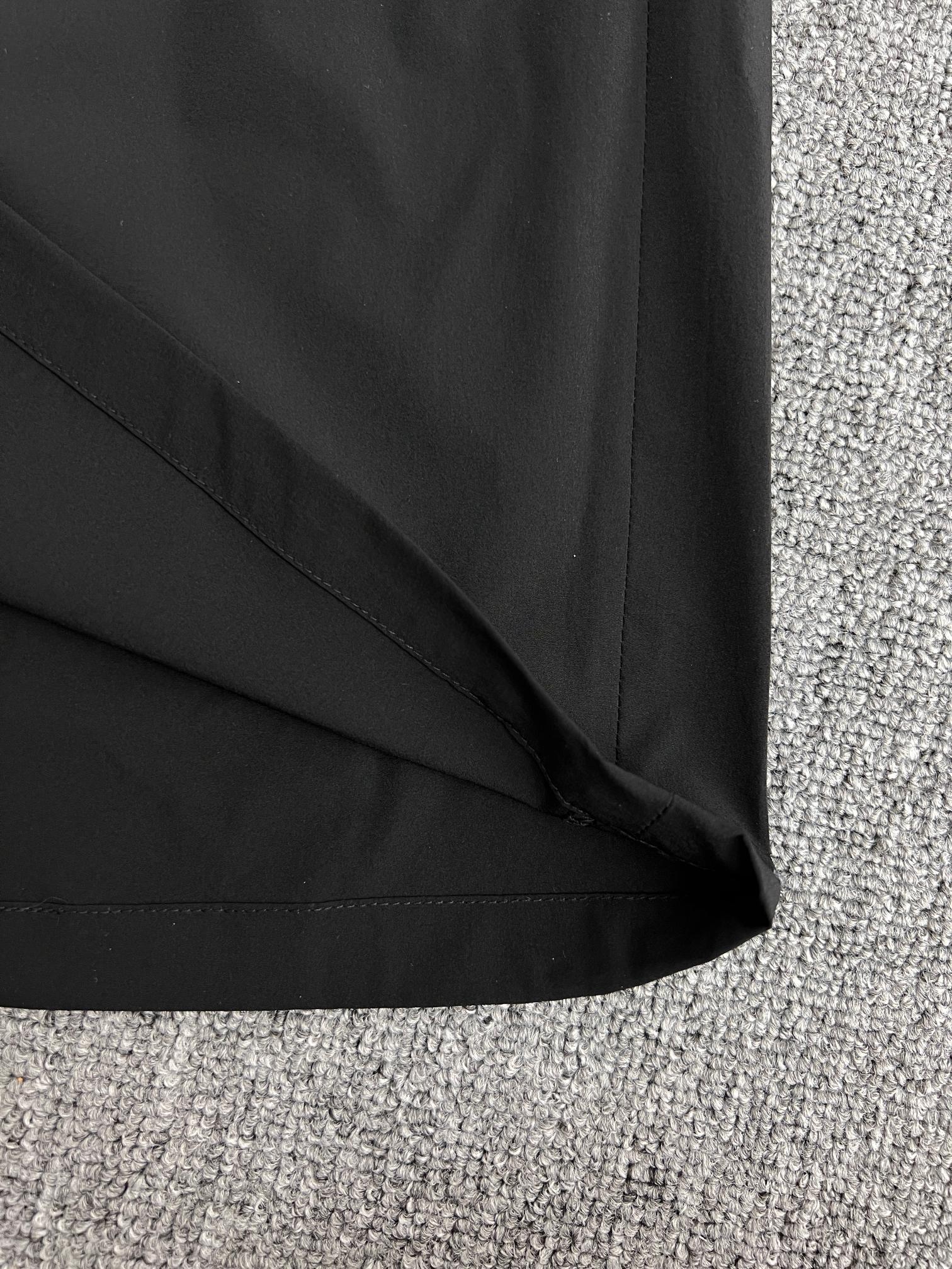 LuxluxHouse Best Quality Clothes Pants Moncler