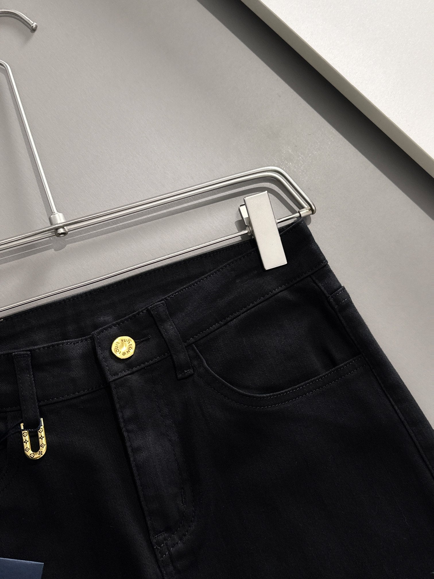 LuxluxHouse Best Quality Clothes Pants Louis Vuitton