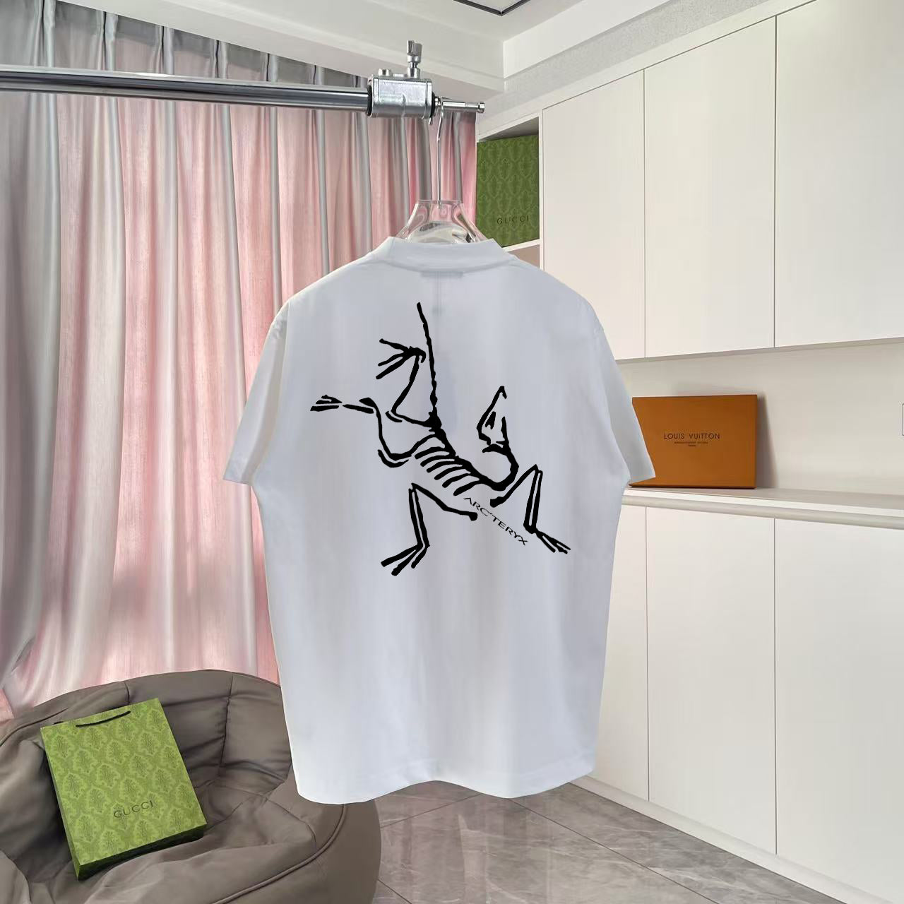 LuxluxHouse Best Quality Clothes T-shirt Arcteryx