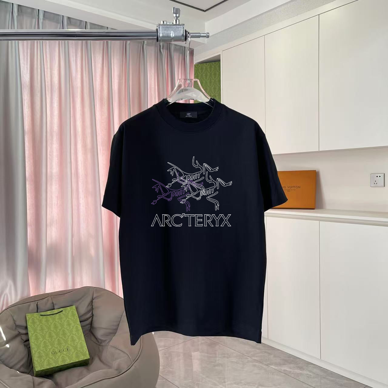 LuxluxHouse Best Quality Clothes T-shirt Arcteryx
