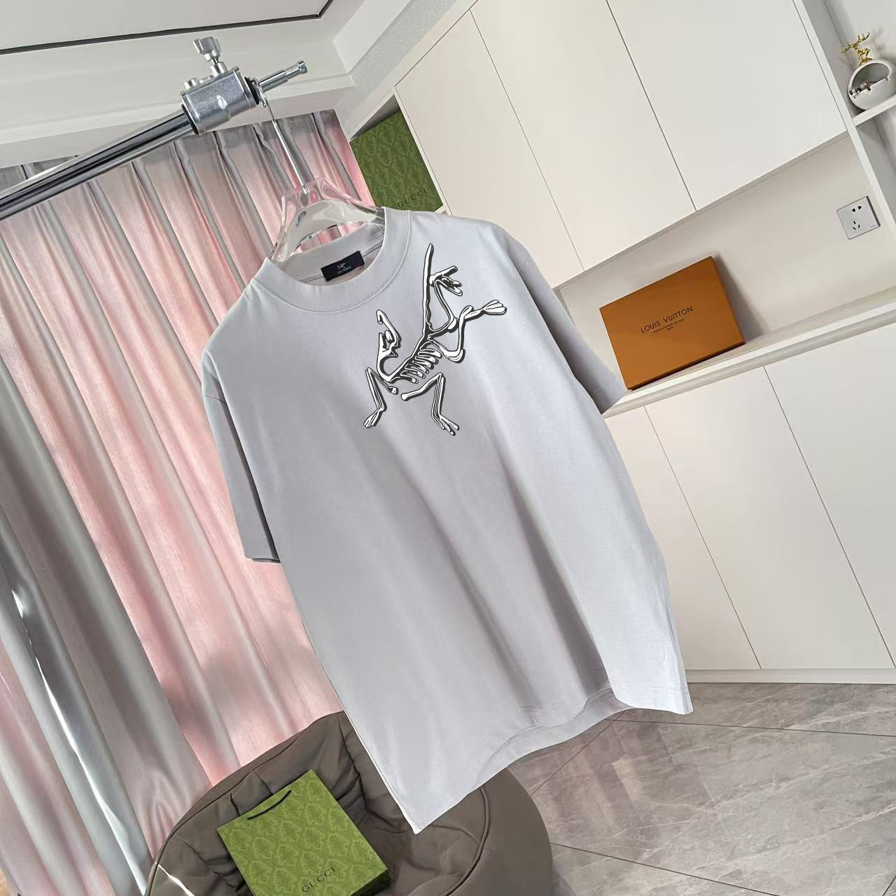 LuxluxHouse Best Quality Clothes T-shirt Arcteryx