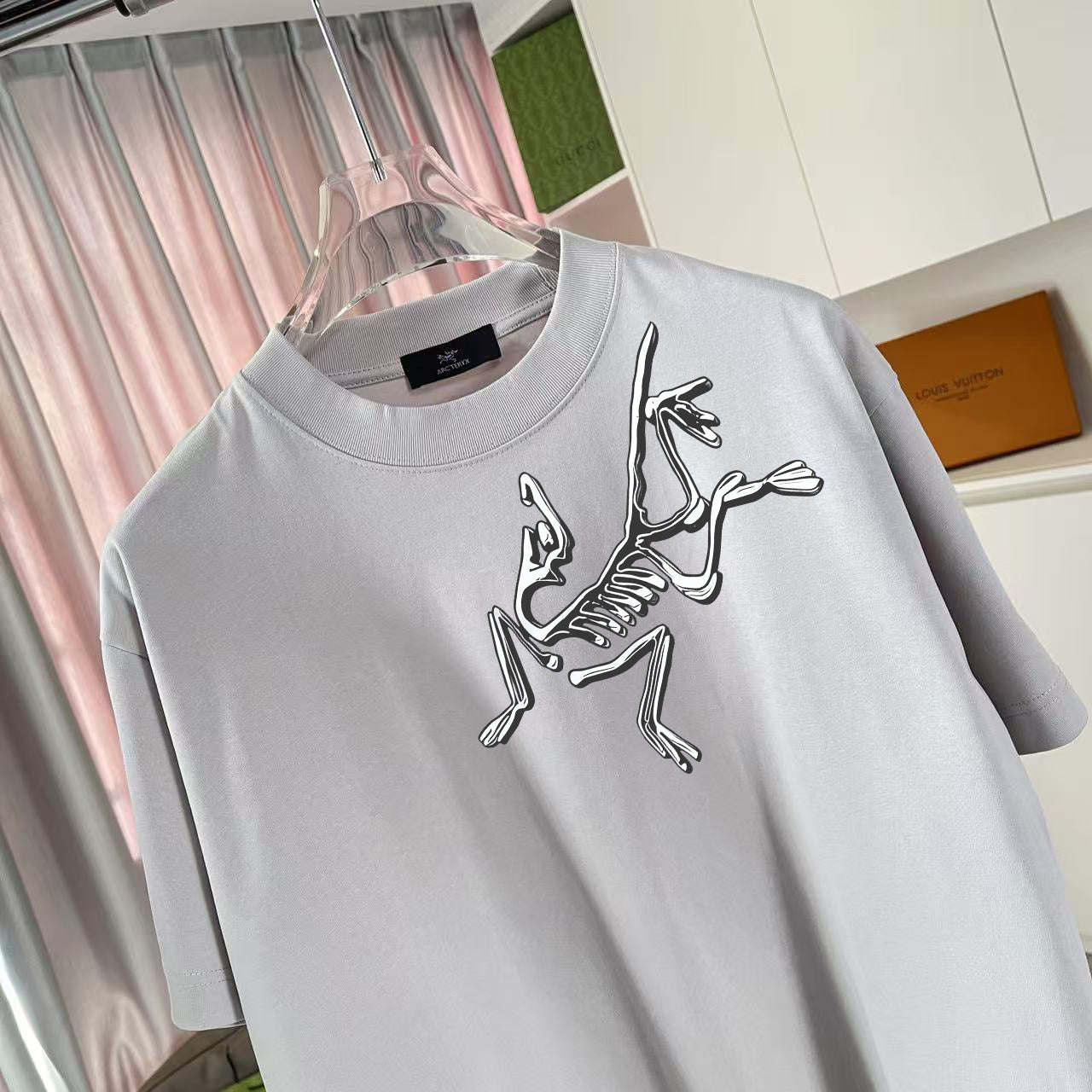 LuxluxHouse Best Quality Clothes T-shirt Arcteryx