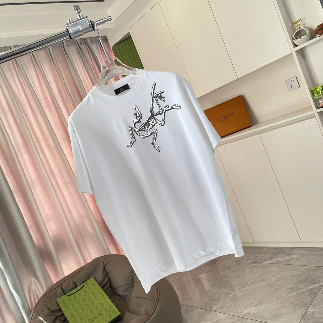 LuxluxHouse Best Quality Clothes T-shirt Arcteryx