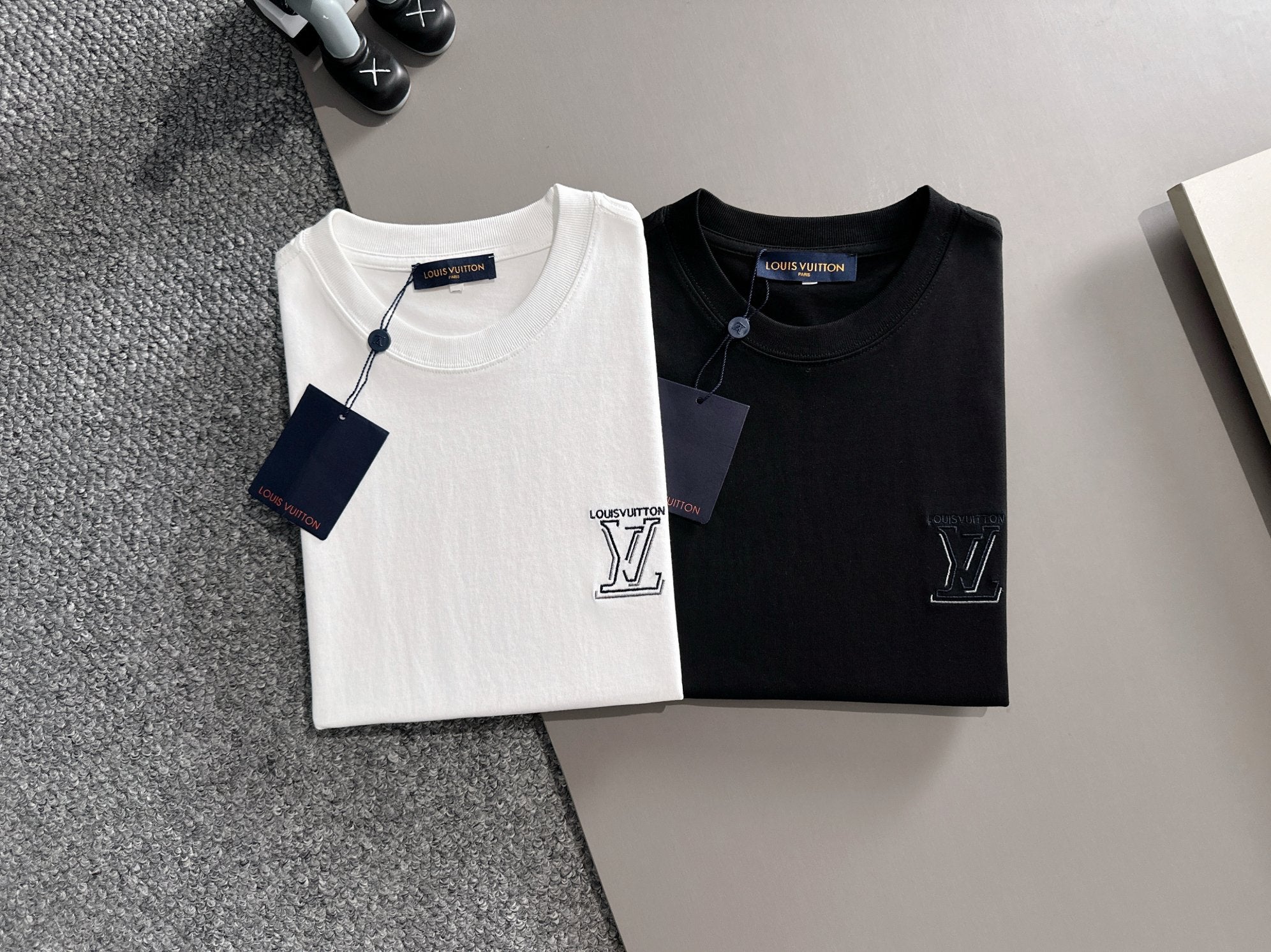 LuxluxHouse Best Quality Clothes T-shirt Louis Vuitton