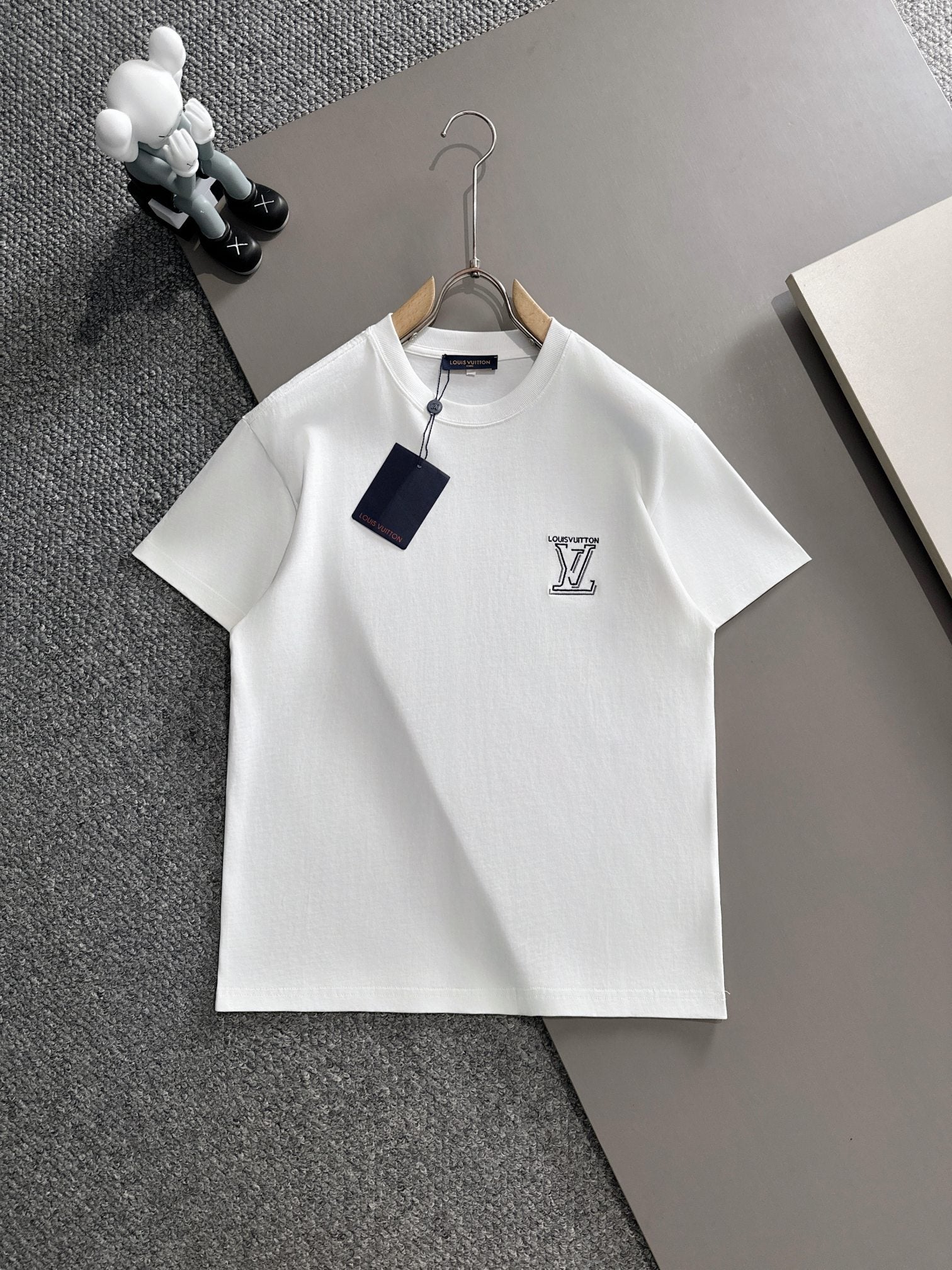 LuxluxHouse Best Quality Clothes T-shirt Louis Vuitton