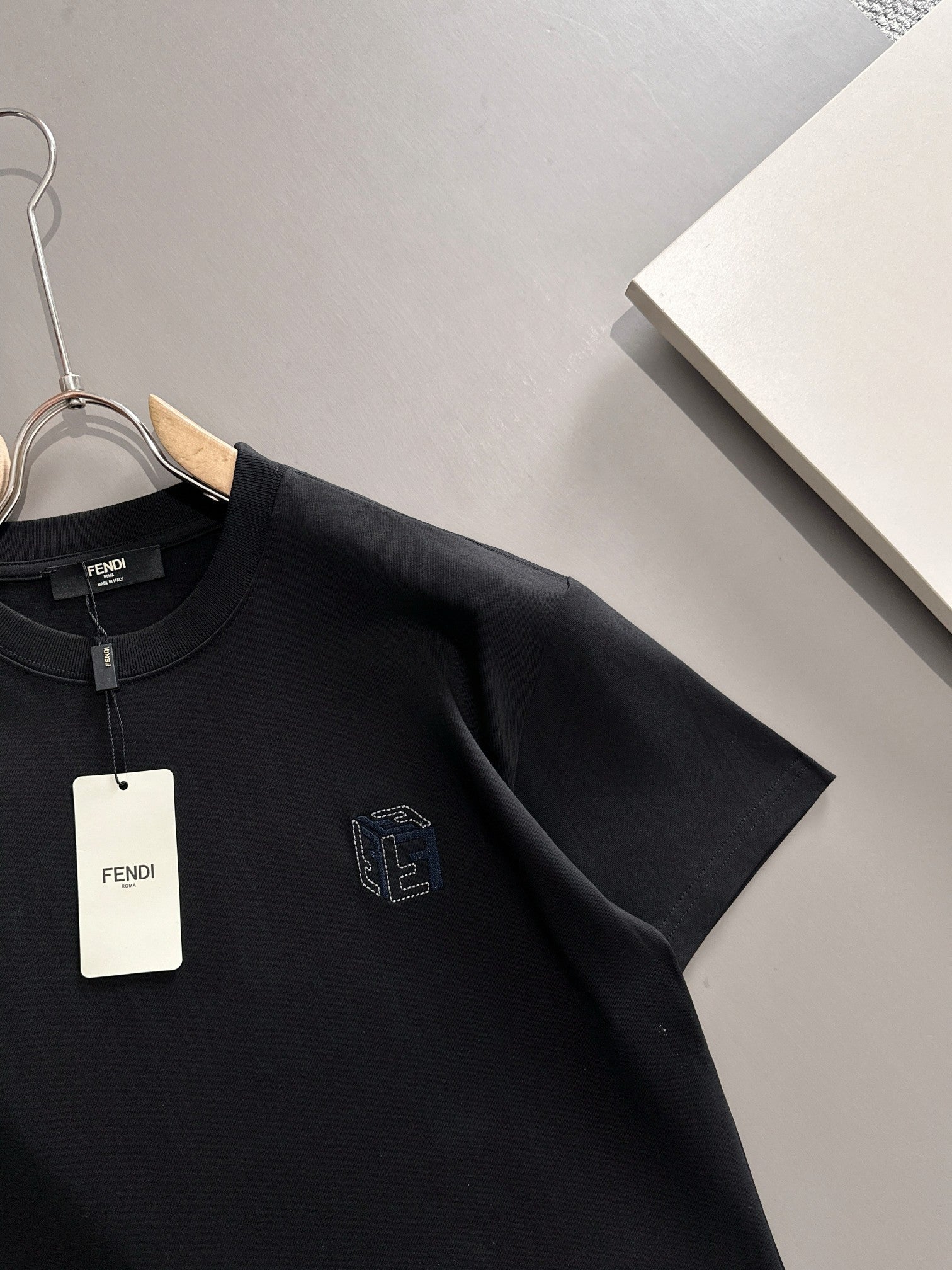 LuxluxHouse Best Quality Clothes Fendi T-shirt