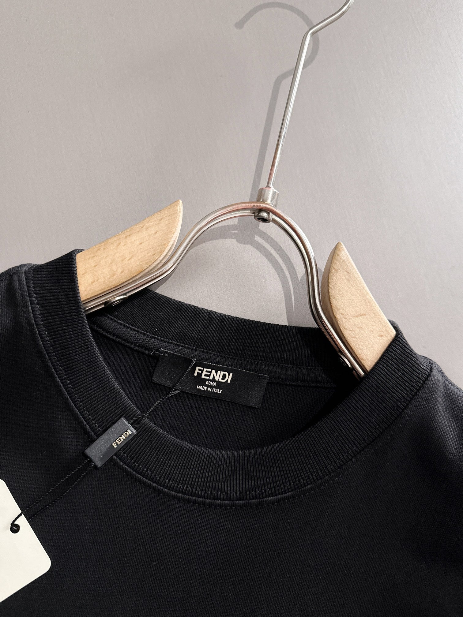 LuxluxHouse Best Quality Clothes Fendi T-shirt