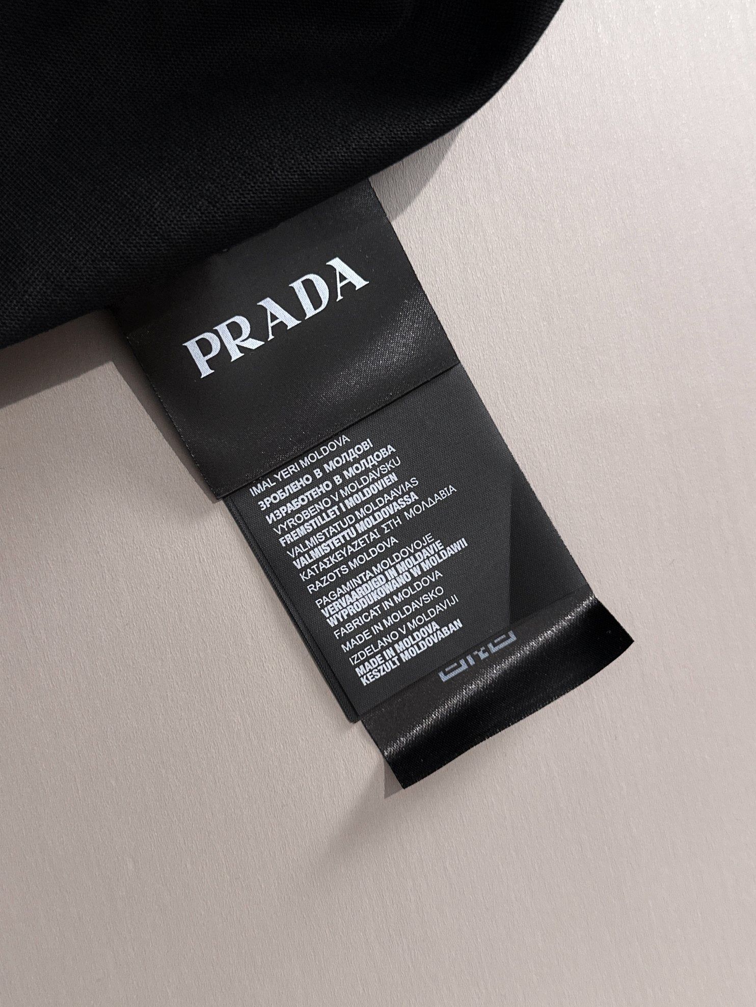 LuxluxHouse Best Quality Clothes T-shirt Prada