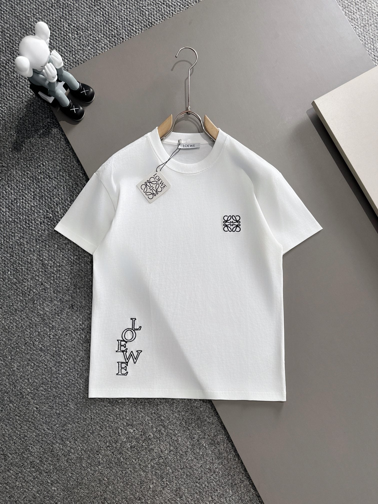 LuxluxHouse Best Quality Clothes T-shirt Loewe