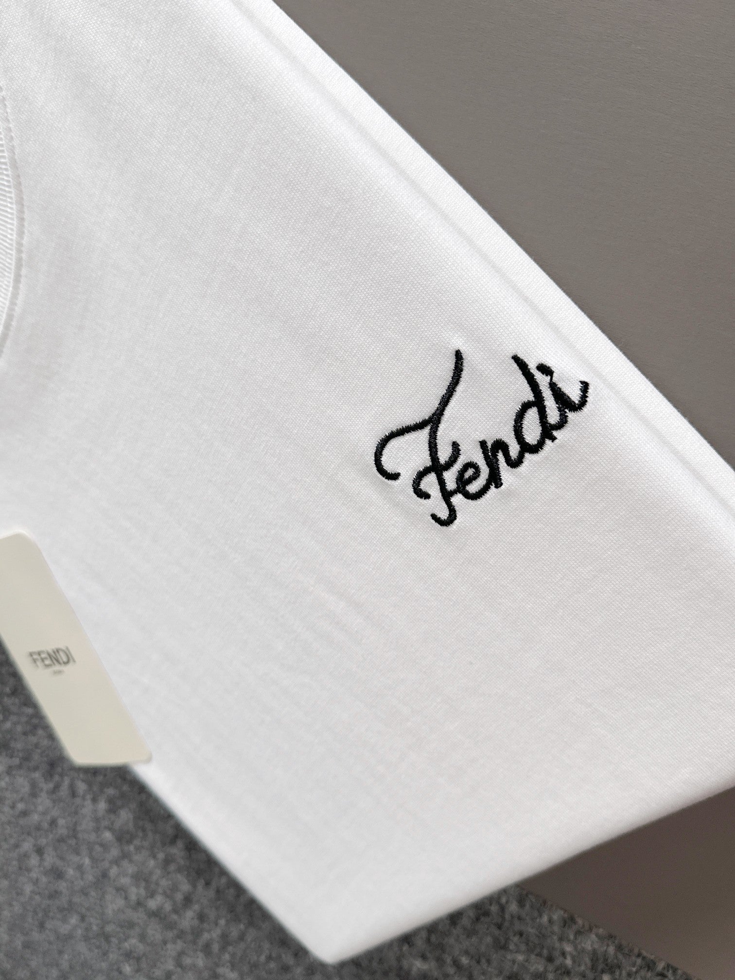 LuxluxHouse Best Quality Clothes Fendi T-shirt