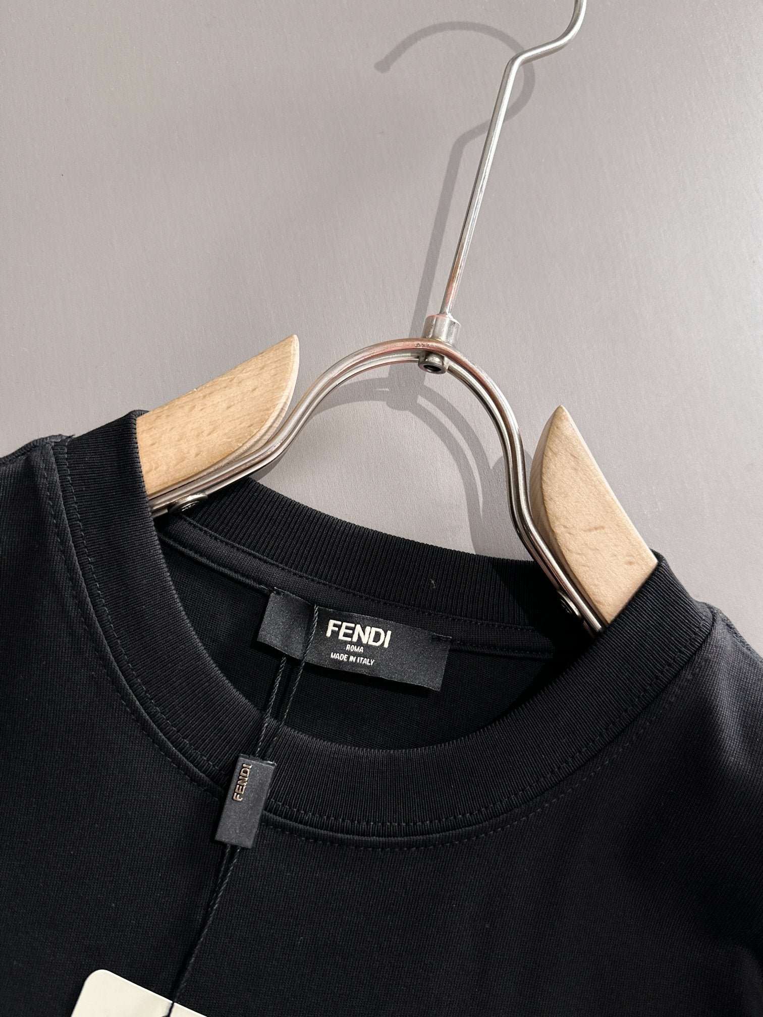 LuxluxHouse Best Quality Clothes Fendi T-shirt