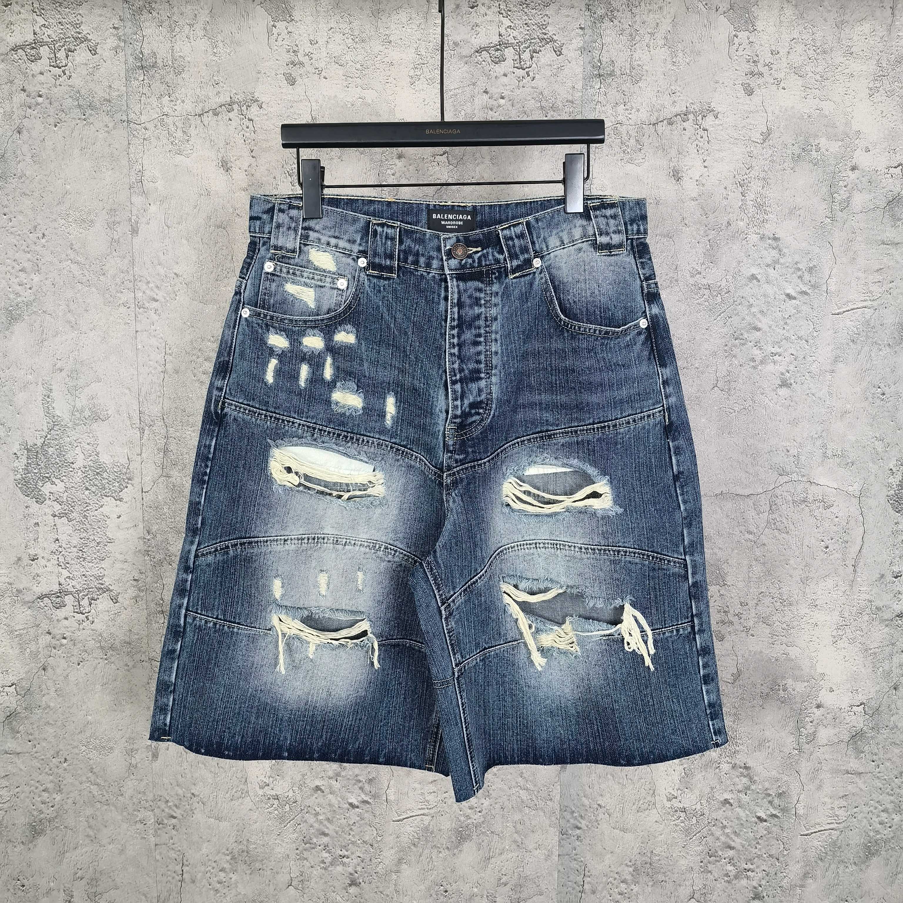 LuxluxHouse Best Quality Clothes Balenciaga Pants