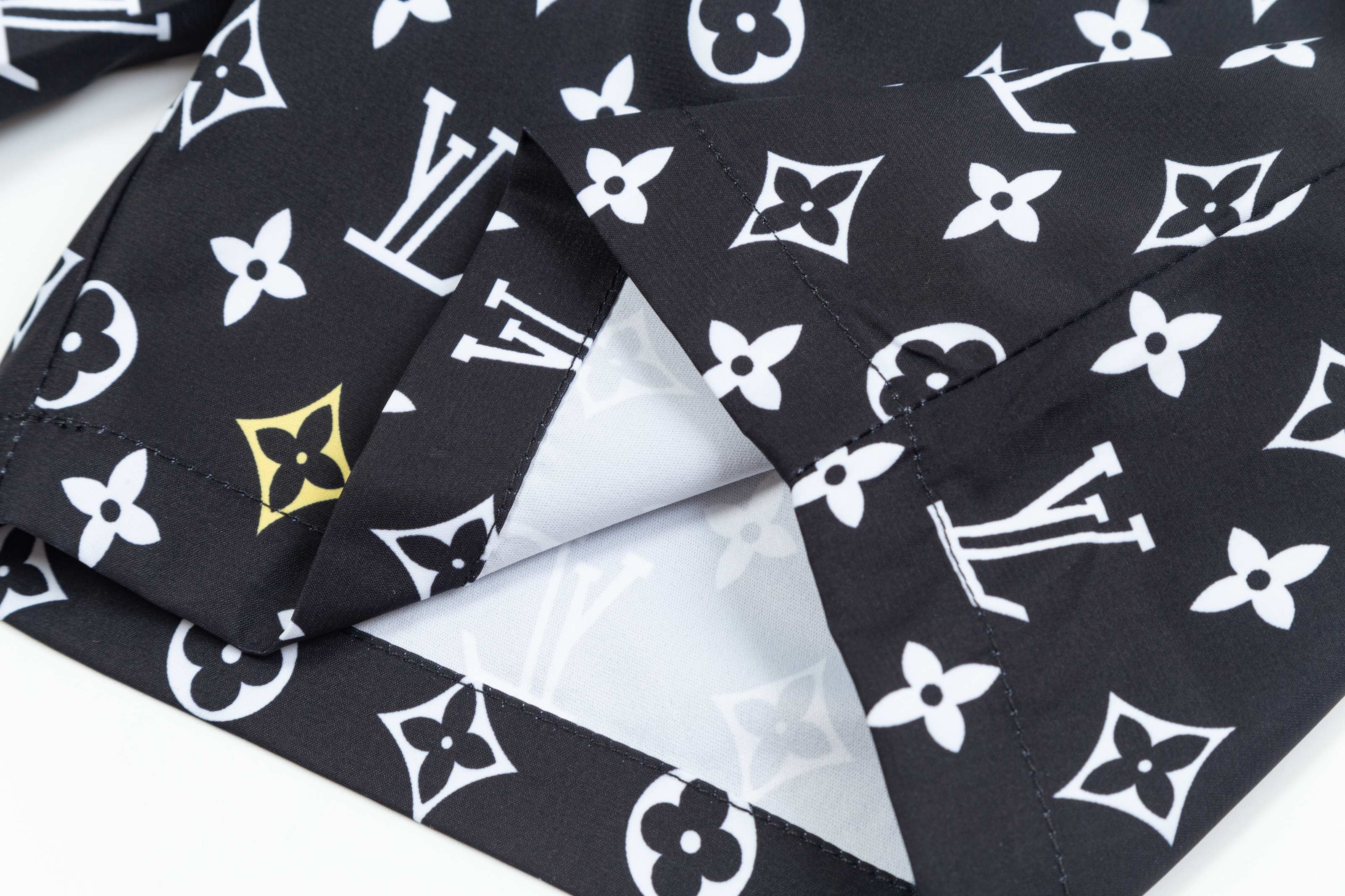 LuxluxHouse Best Quality Clothes Pants Louis Vuitton