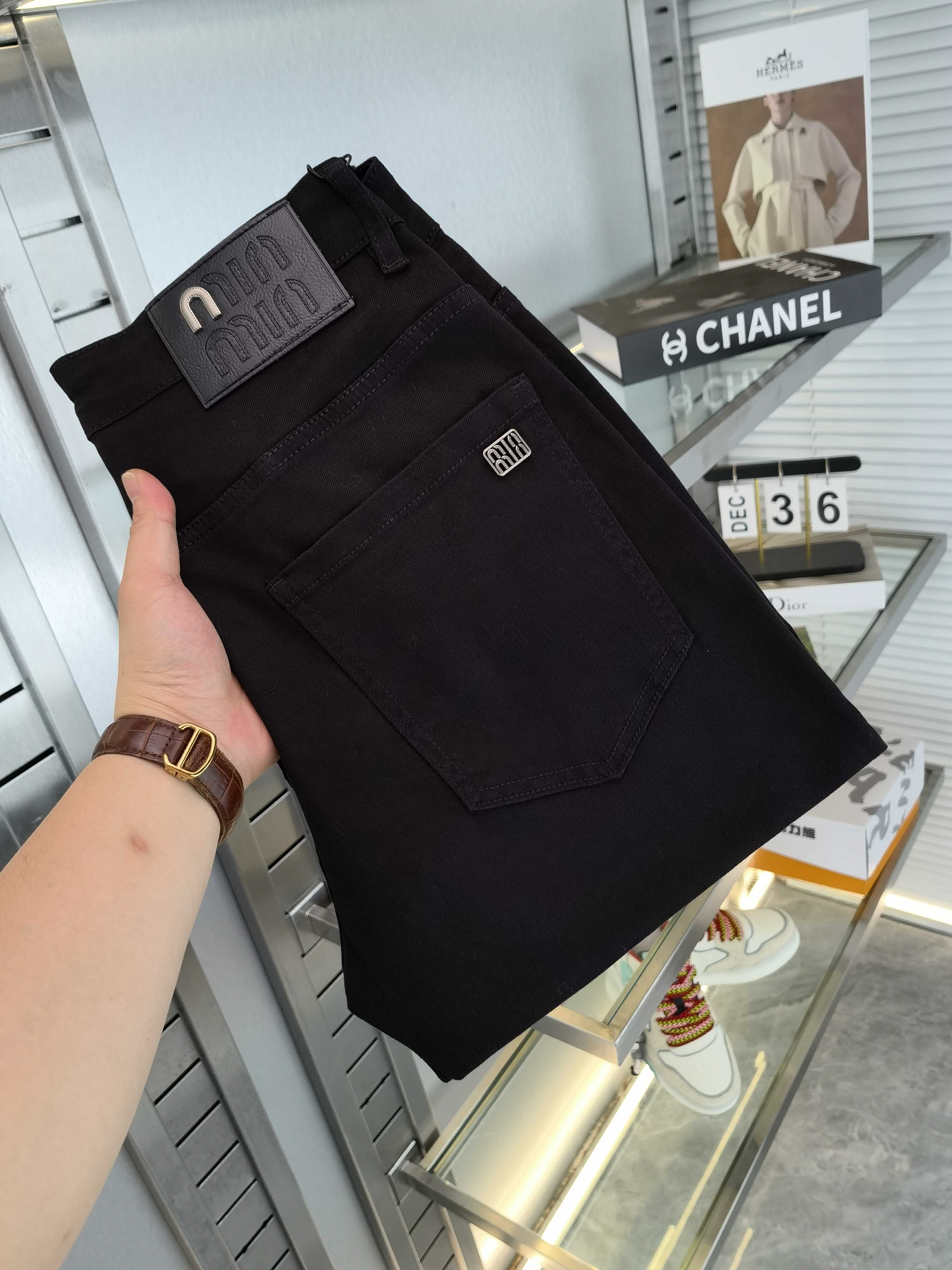 LuxluxHouse Best Quality Clothes Miu Miu Pants