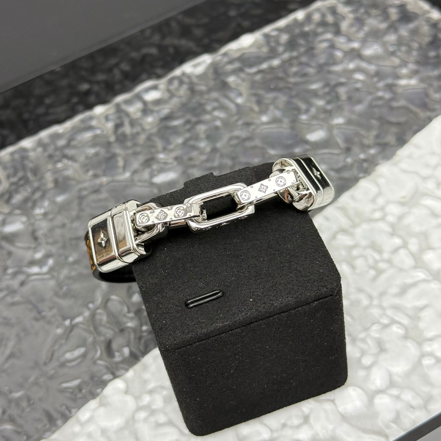 LuxluxHouse Best Quality Accessories Bracelet Louis Vuitton