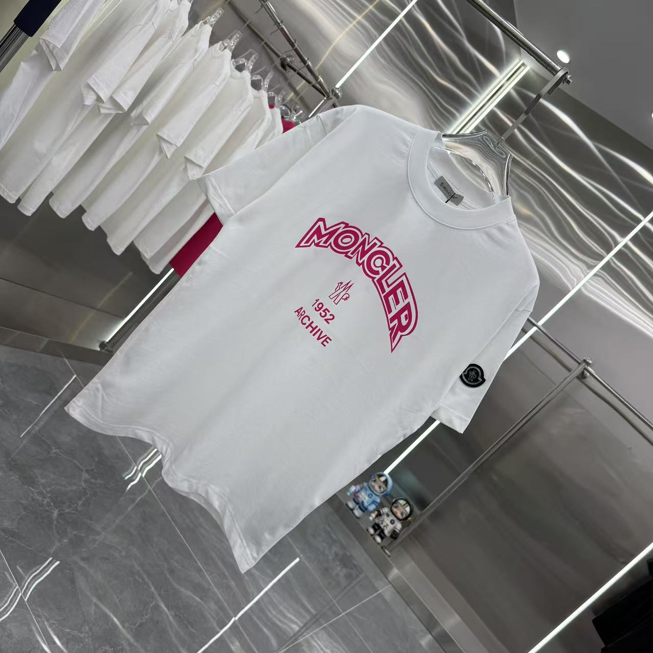 LuxluxHouse Best Quality Clothes T-shirt Moncler