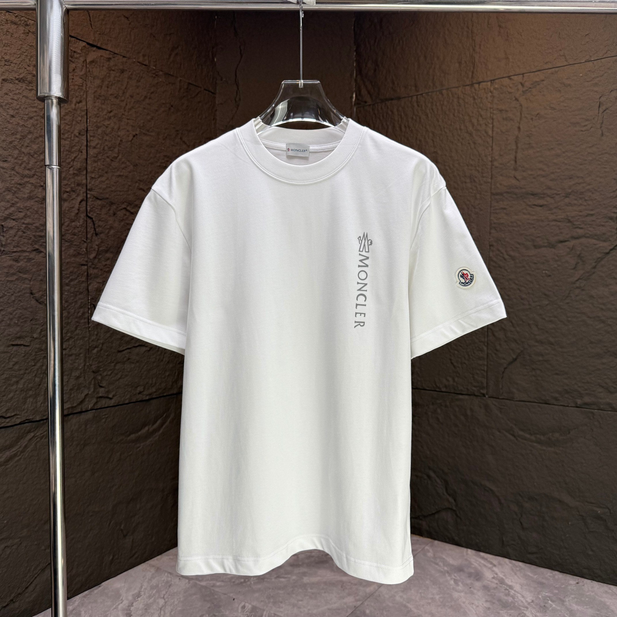 LuxluxHouse Best Quality Clothes T-shirt Moncler
