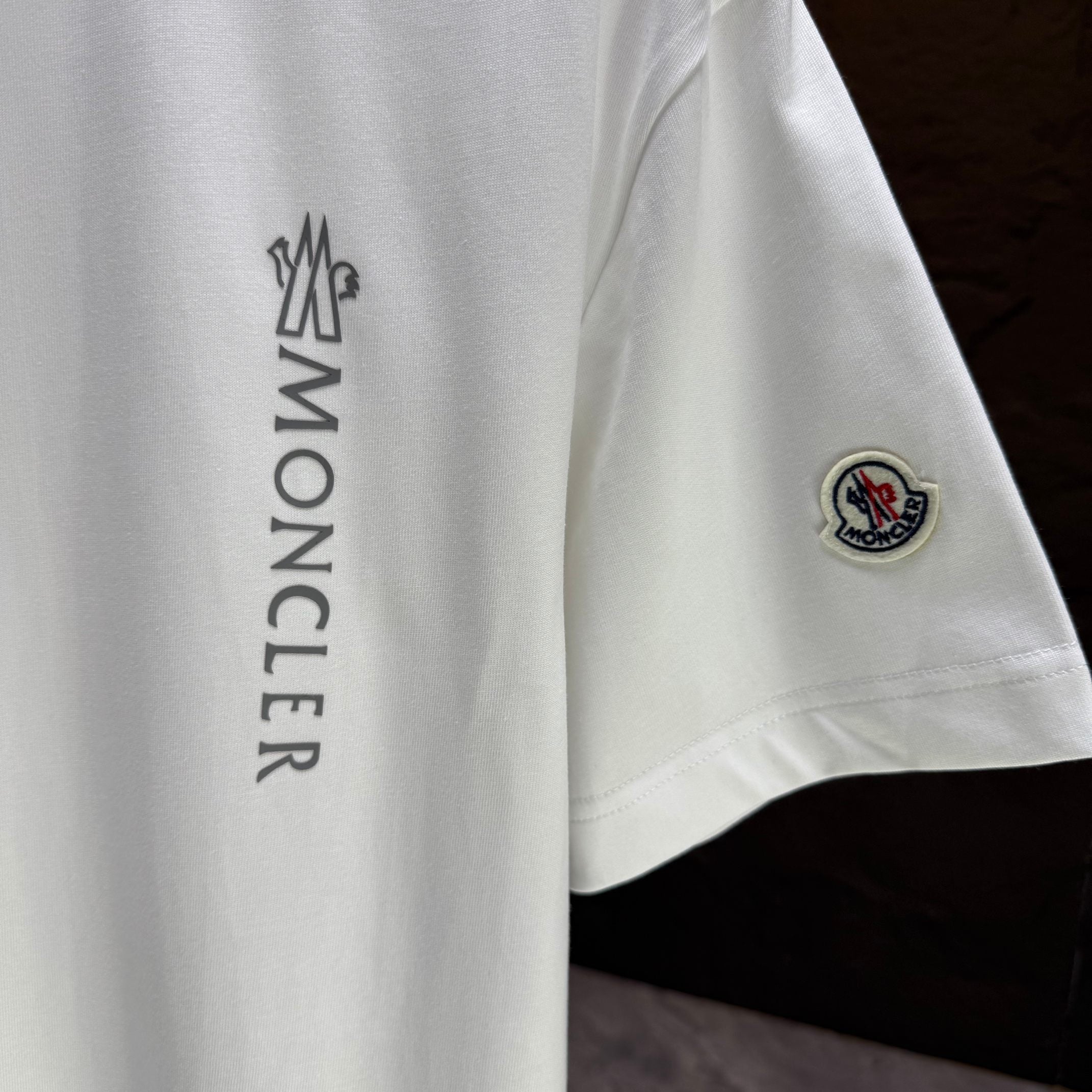 LuxluxHouse Best Quality Clothes T-shirt Moncler