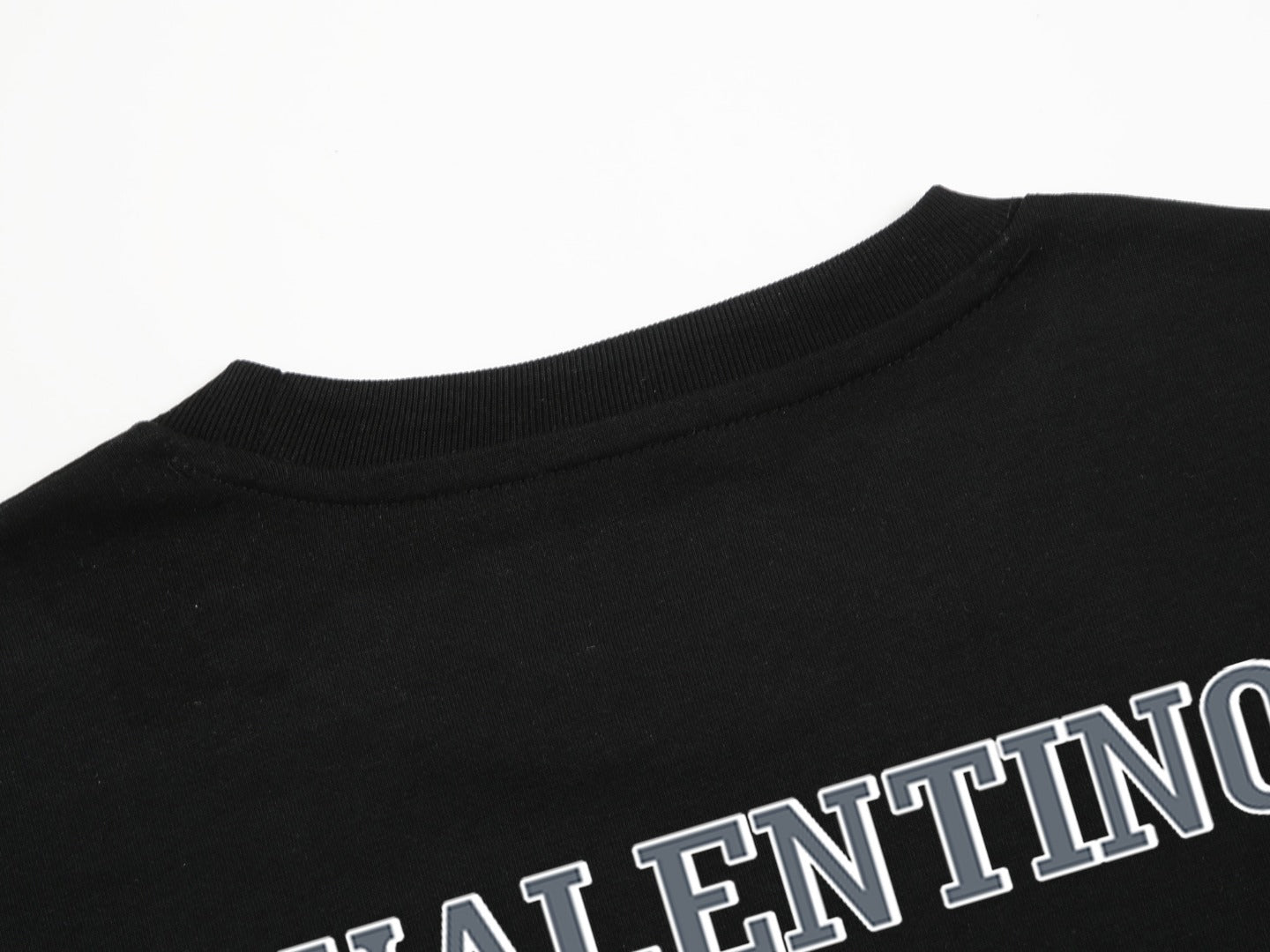 LuxluxHouse Best Quality Clothes Valentino T-shirt