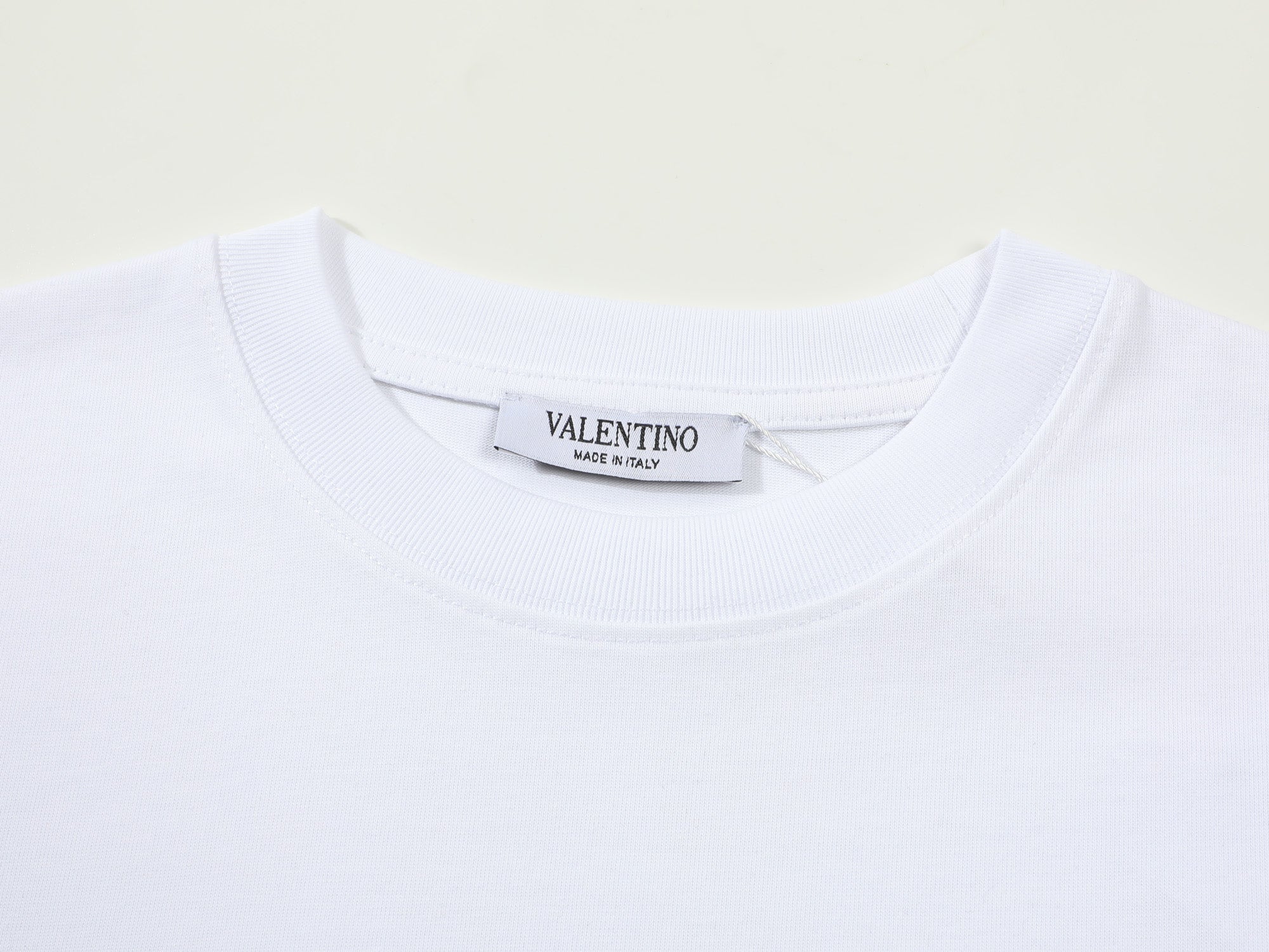 LuxluxHouse Best Quality Clothes Valentino T-shirt