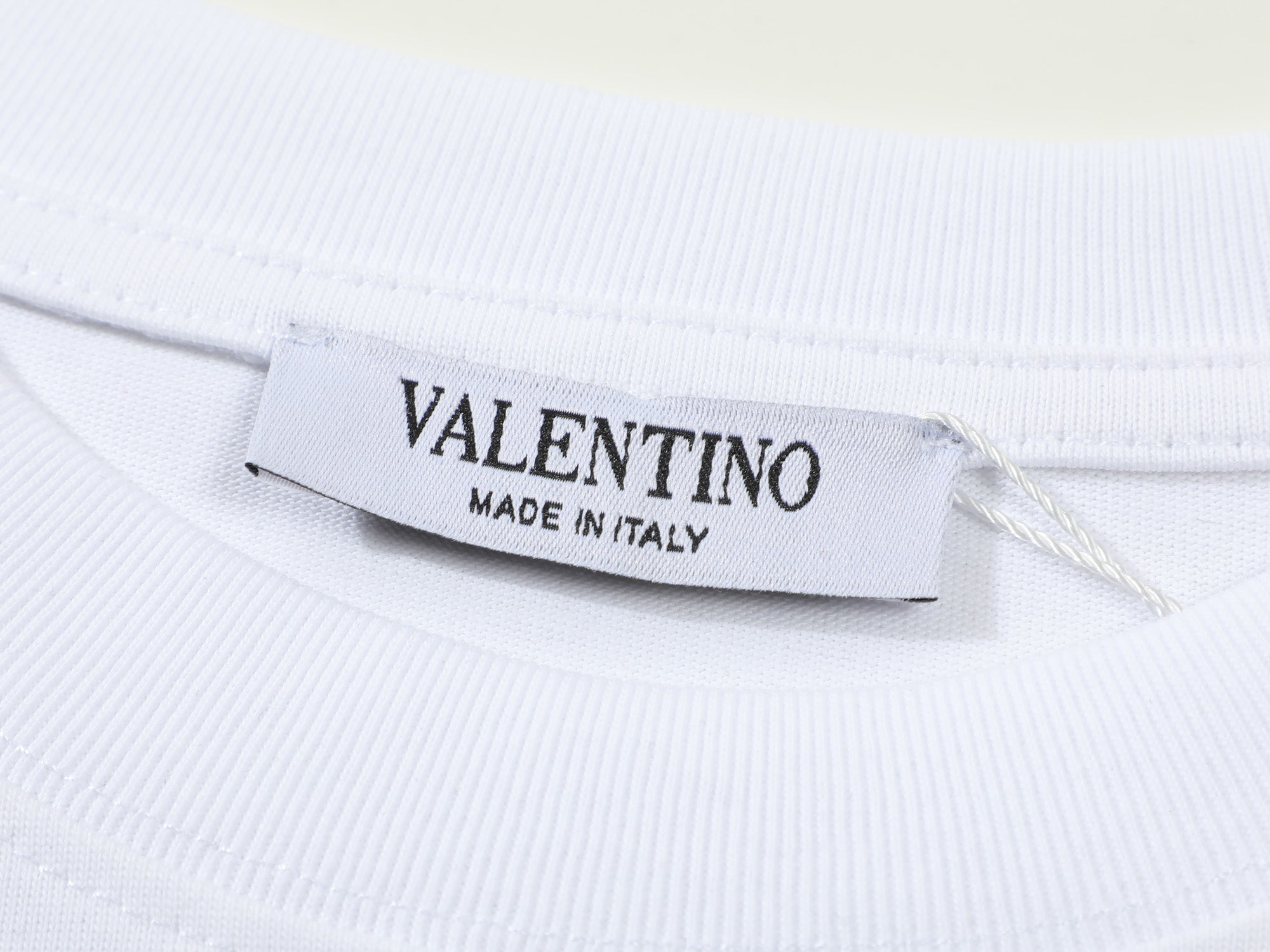LuxluxHouse Best Quality Clothes Valentino T-shirt