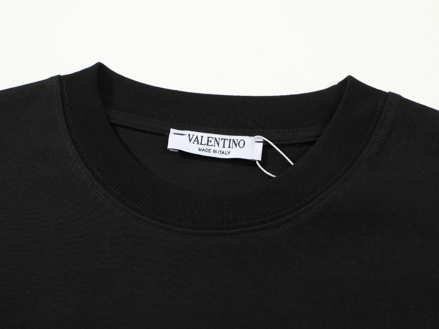 LuxluxHouse Best Quality Clothes Valentino T-shirt