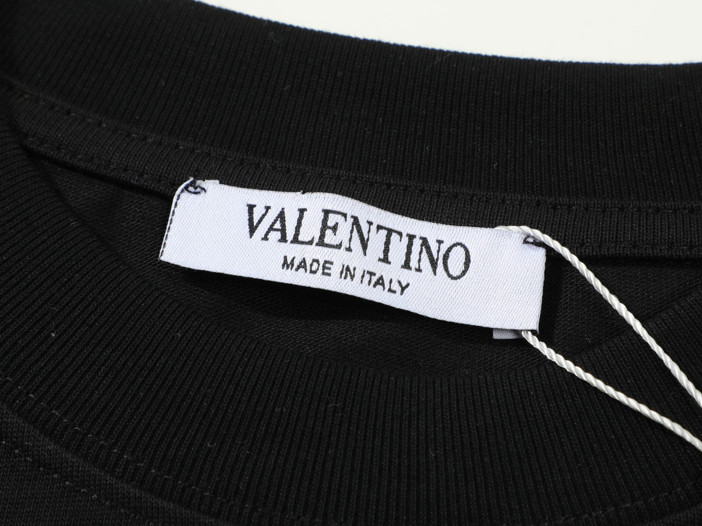 LuxluxHouse Best Quality Clothes Valentino T-shirt