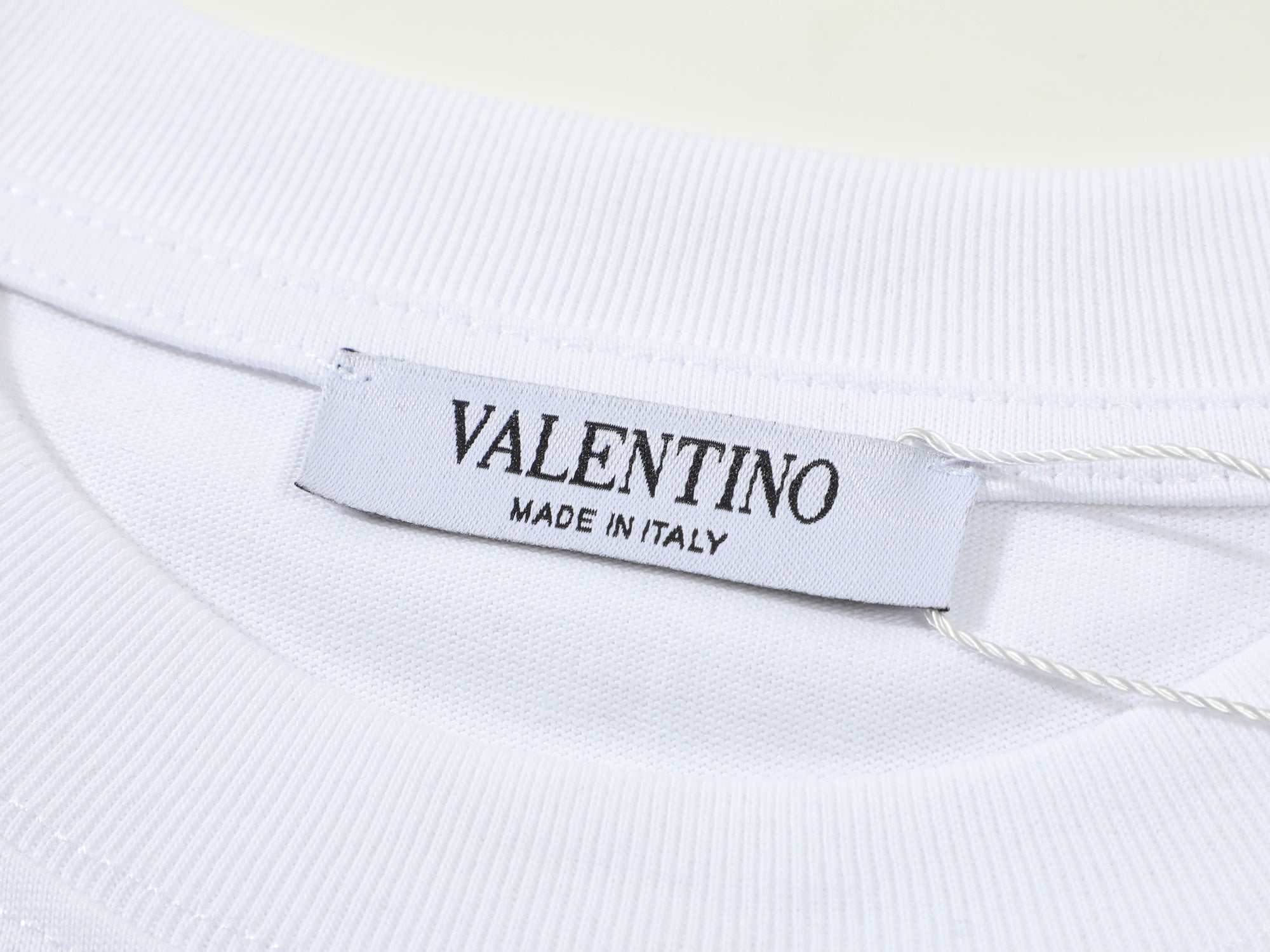 LuxluxHouse Best Quality Clothes Valentino T-shirt