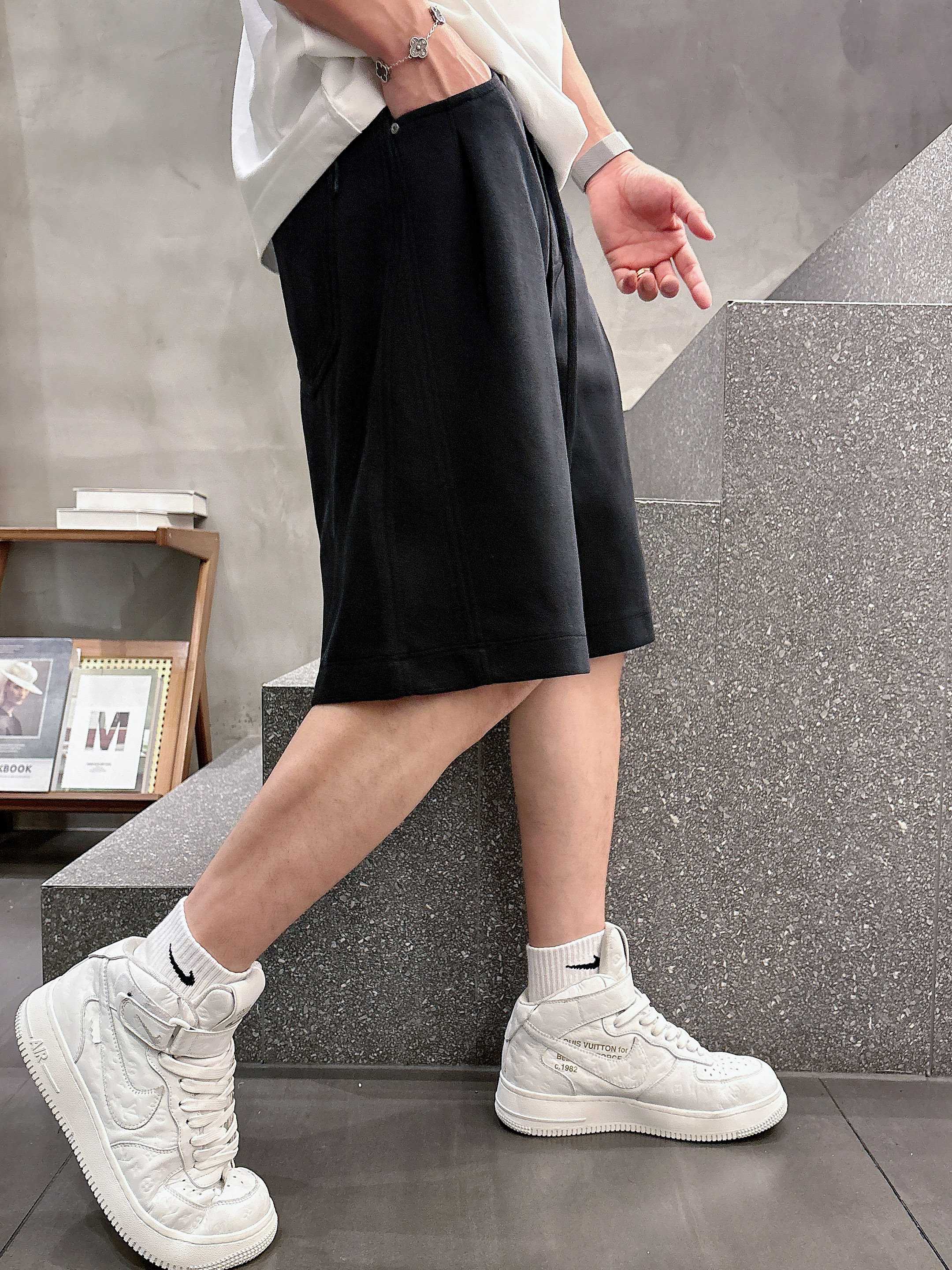 LuxluxHouse Best Quality Clothes Balenciaga Pants