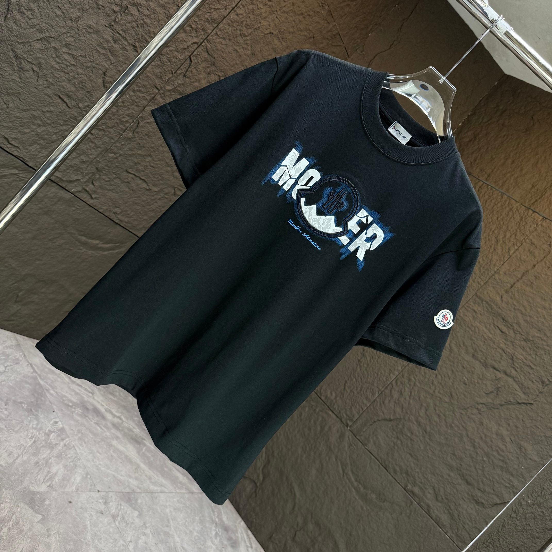 LuxluxHouse Best Quality Clothes T-shirt Moncler