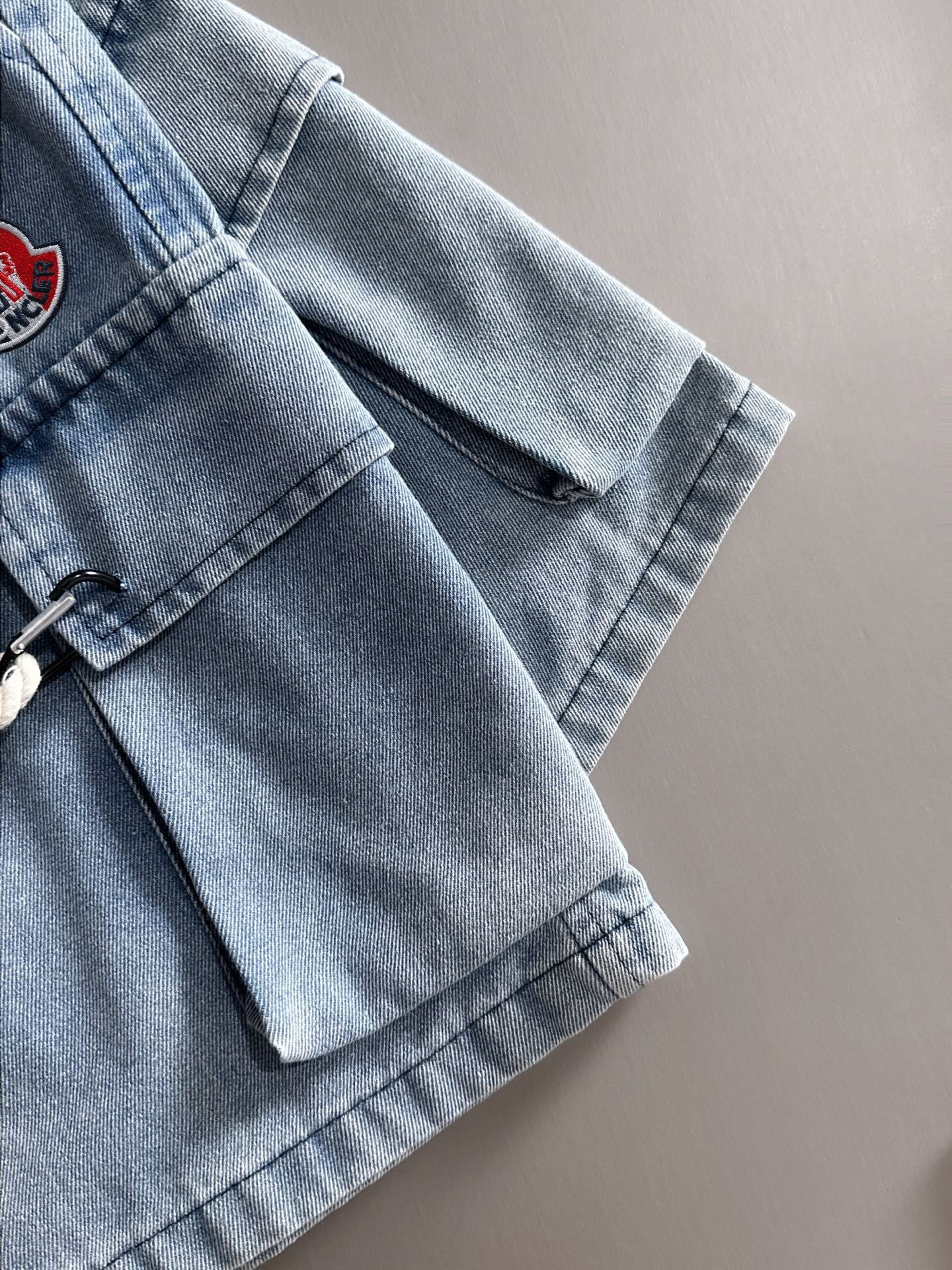 LuxluxHouse Best Quality Clothes Pants Moncler