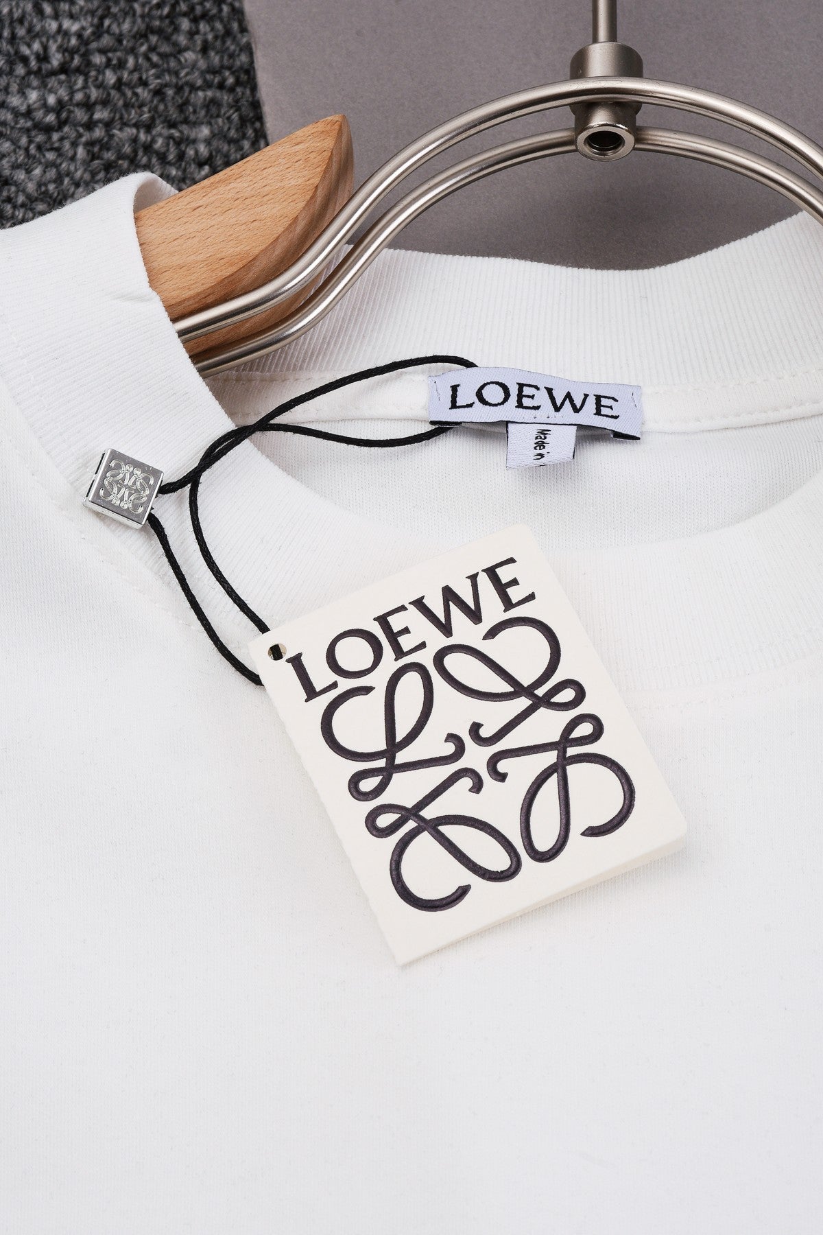 LuxluxHouse Best Quality Clothes T-shirt Loewe