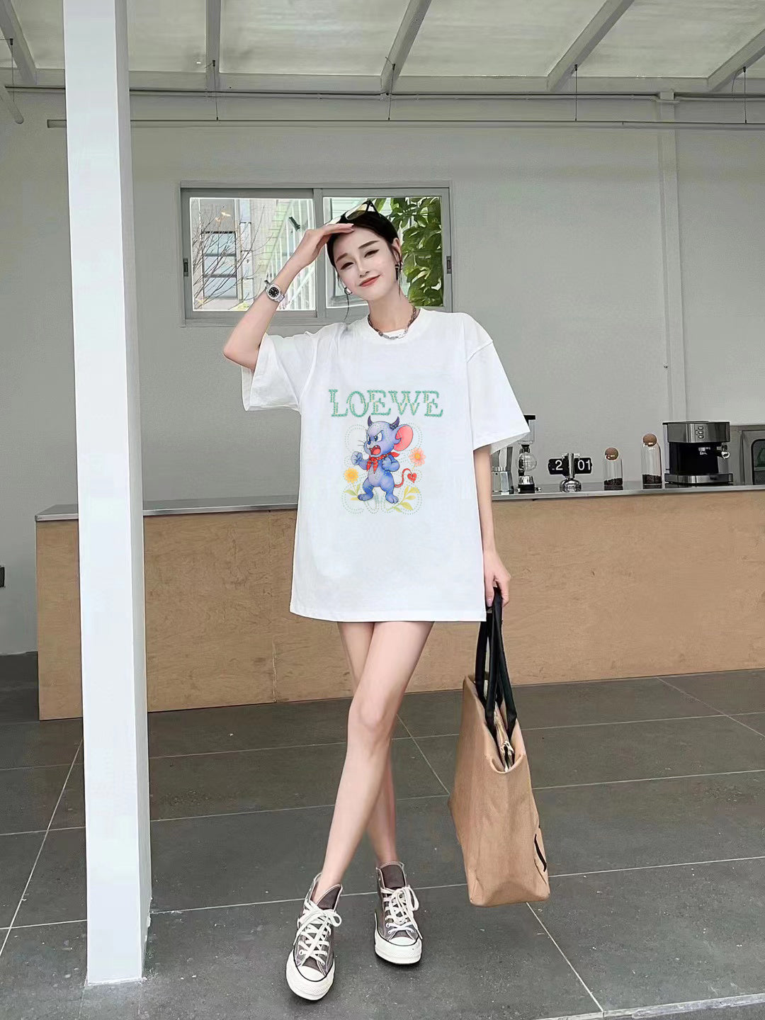 LuxluxHouse Best Quality Clothes T-shirt Loewe