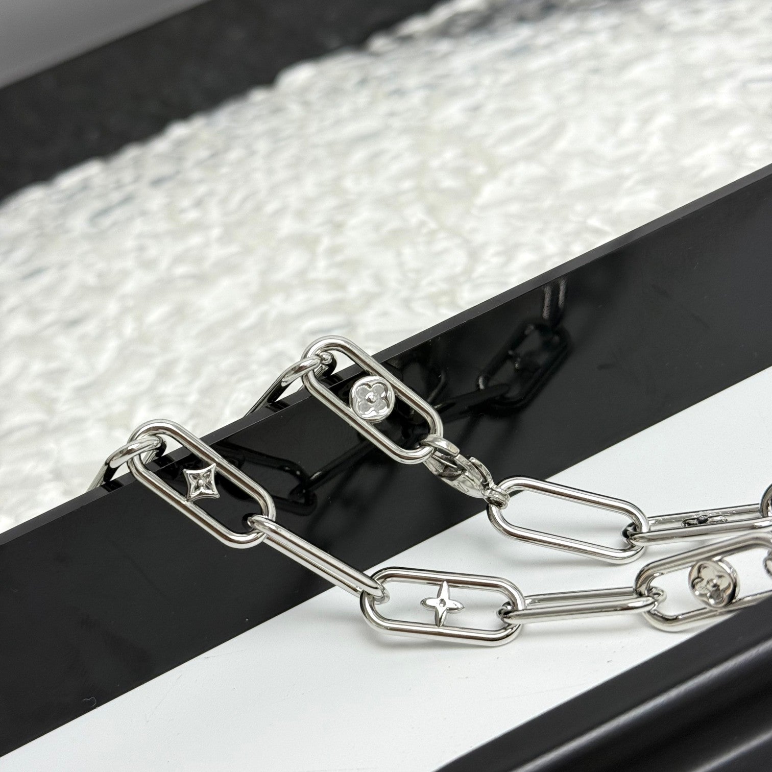 LuxluxHouse Best Quality Accessories Necklace Louis Vuitton