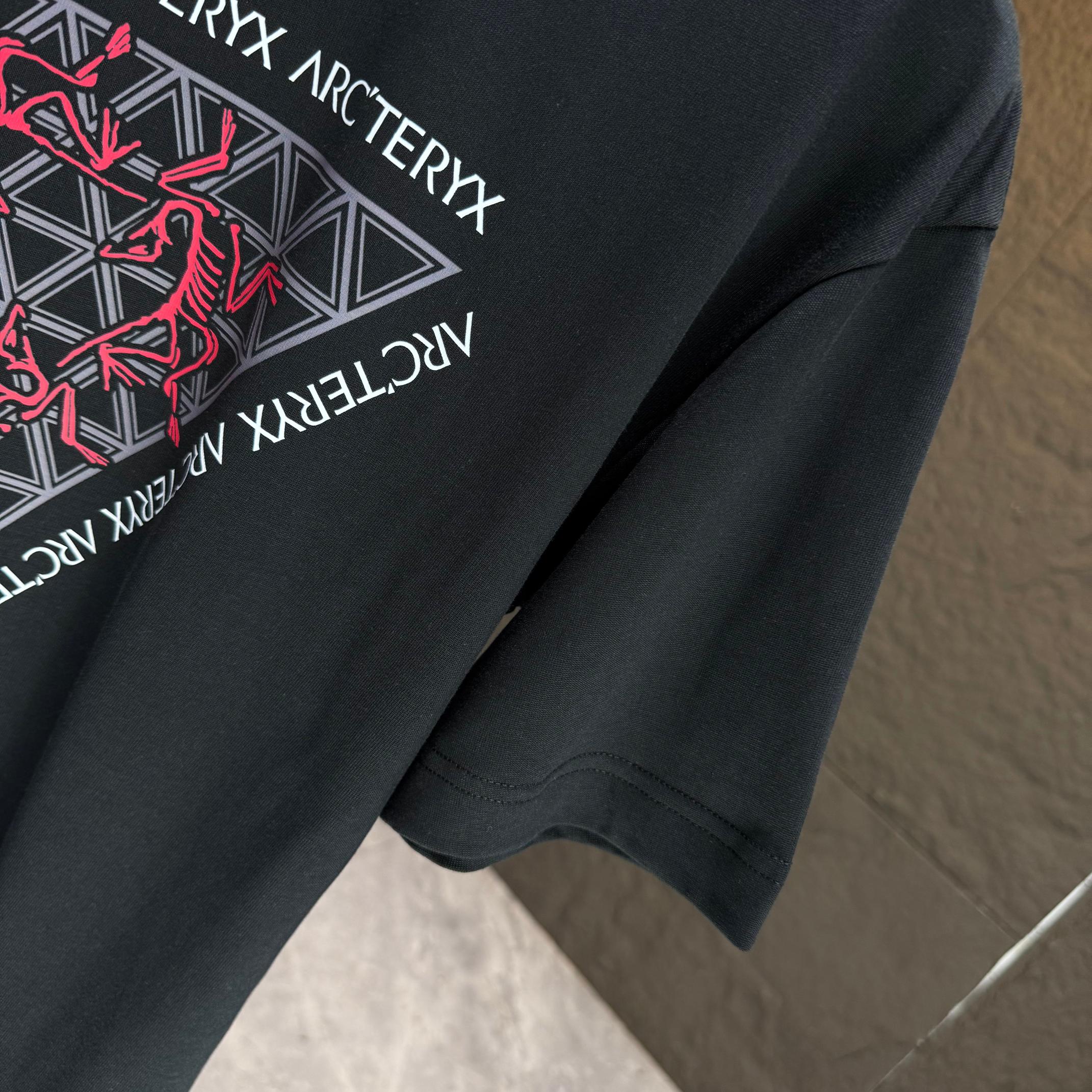 LuxluxHouse Best Quality Clothes T-shirt Arcteryx