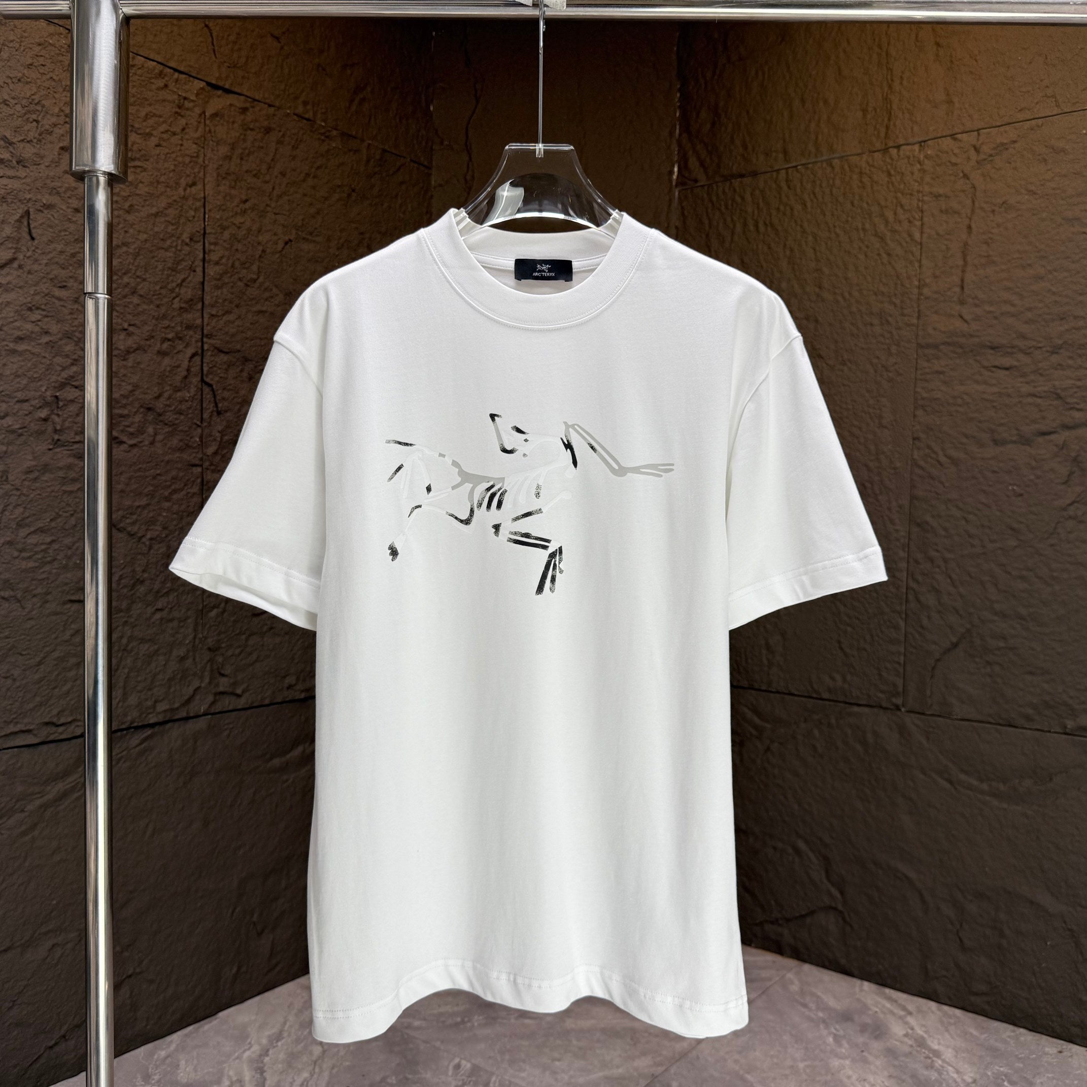 LuxluxHouse Best Quality Clothes T-shirt Arcteryx