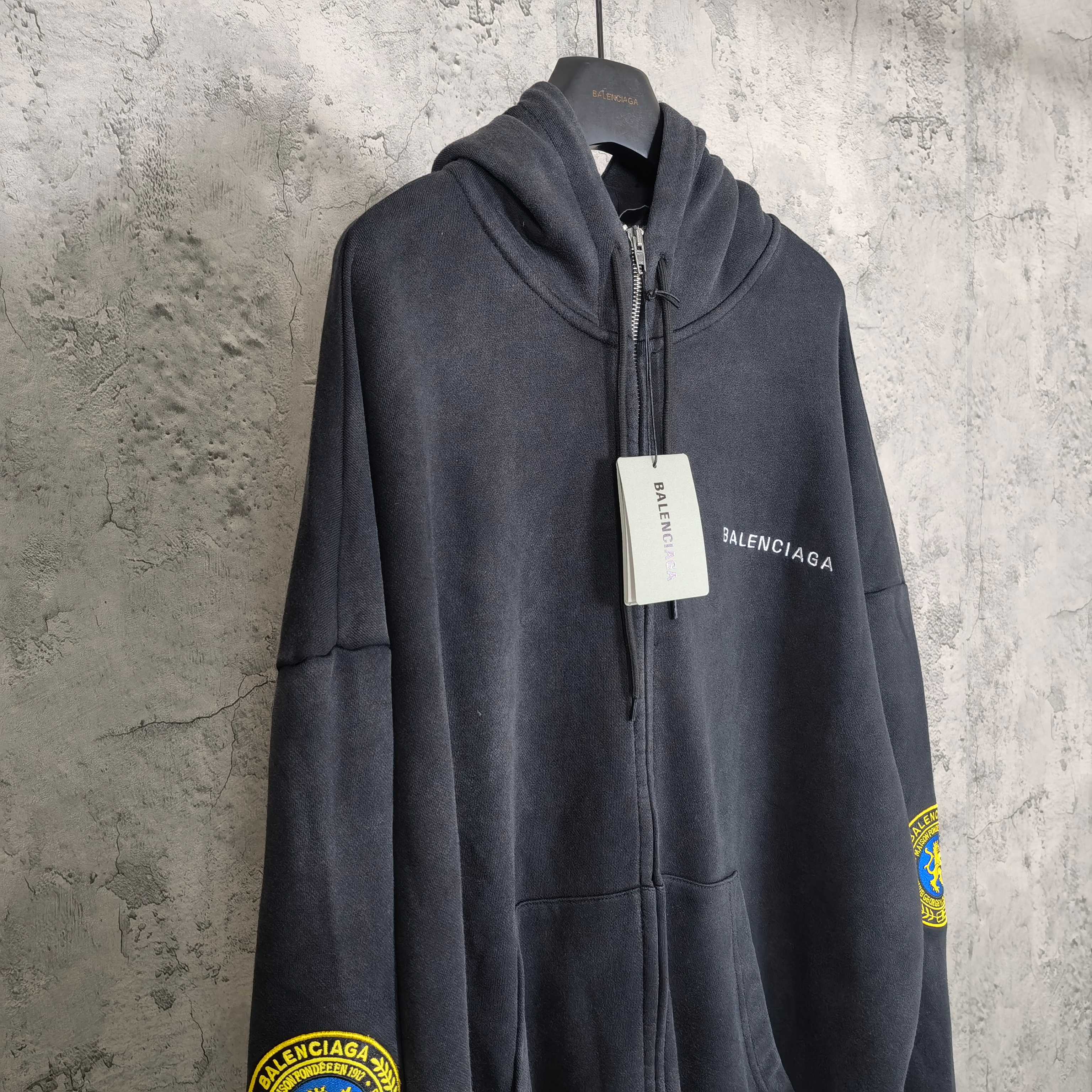 LuxluxHouse Best Quality Clothes Balenciaga Coats & Jackets