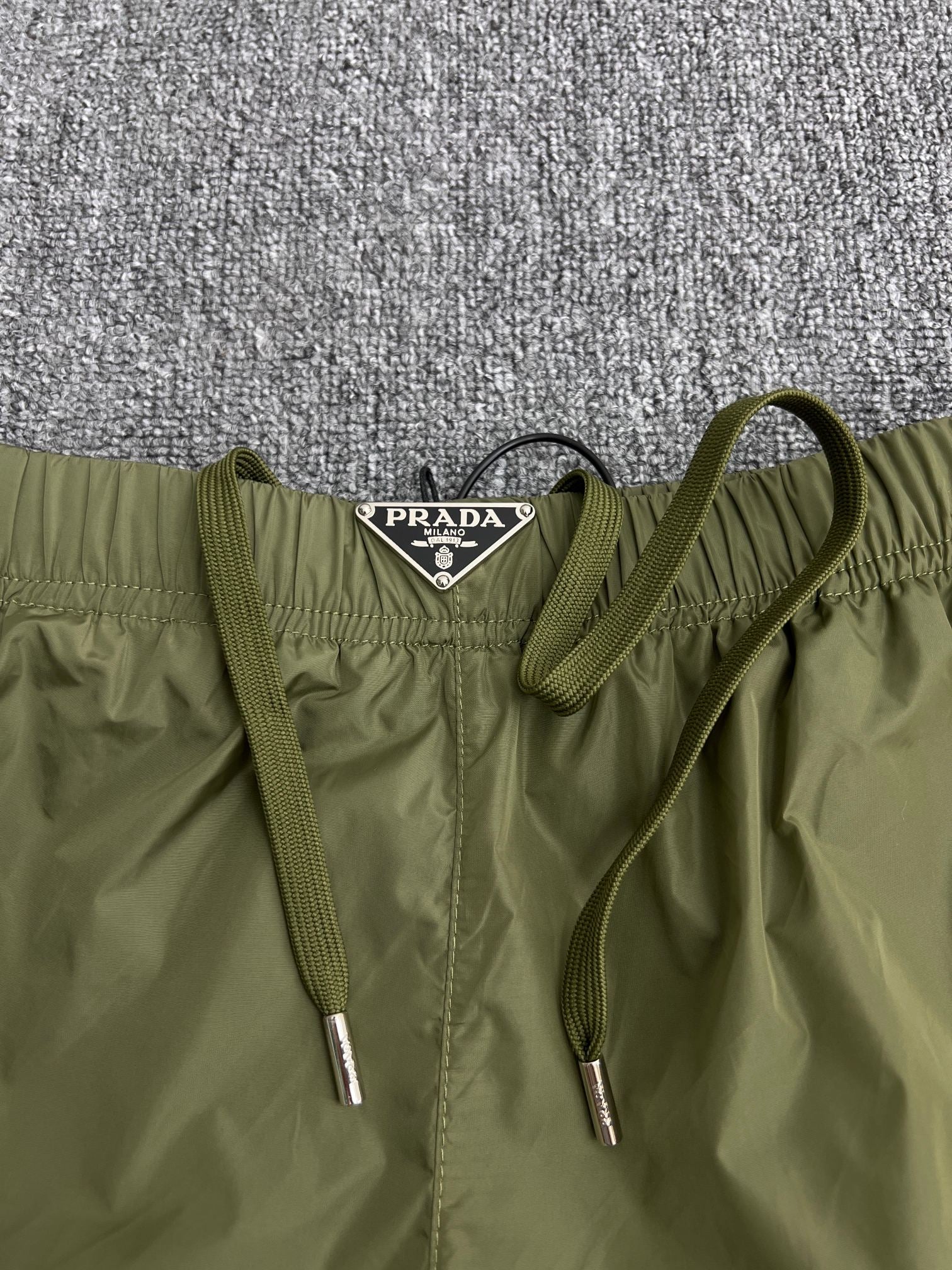 LuxluxHouse Best Quality Clothes Pants Prada
