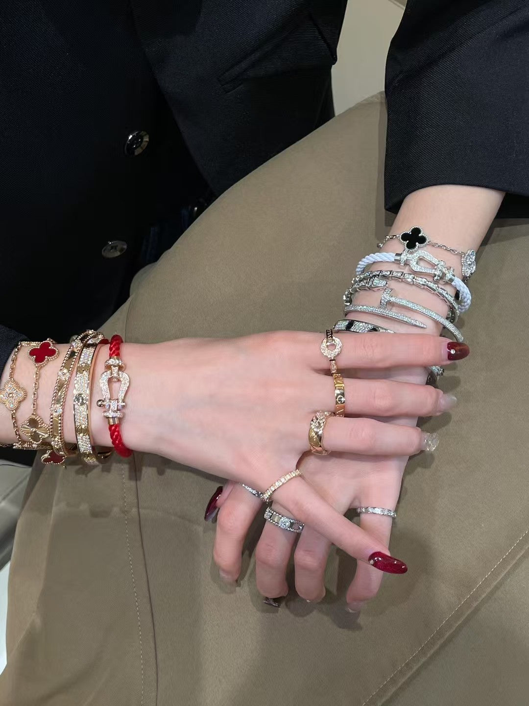 LuxluxHouse Best Quality Accessories