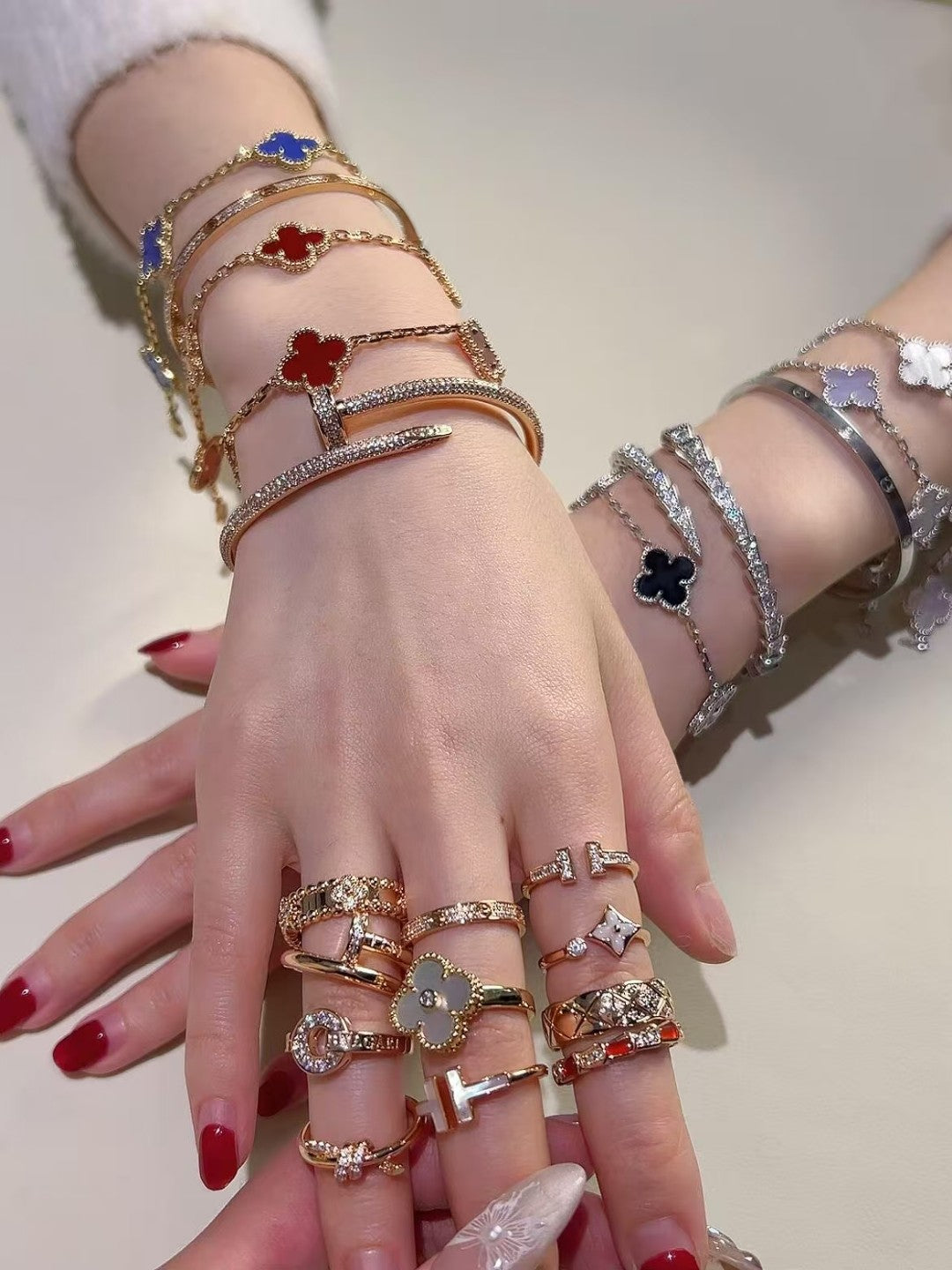 LuxluxHouse Best Quality Accessories