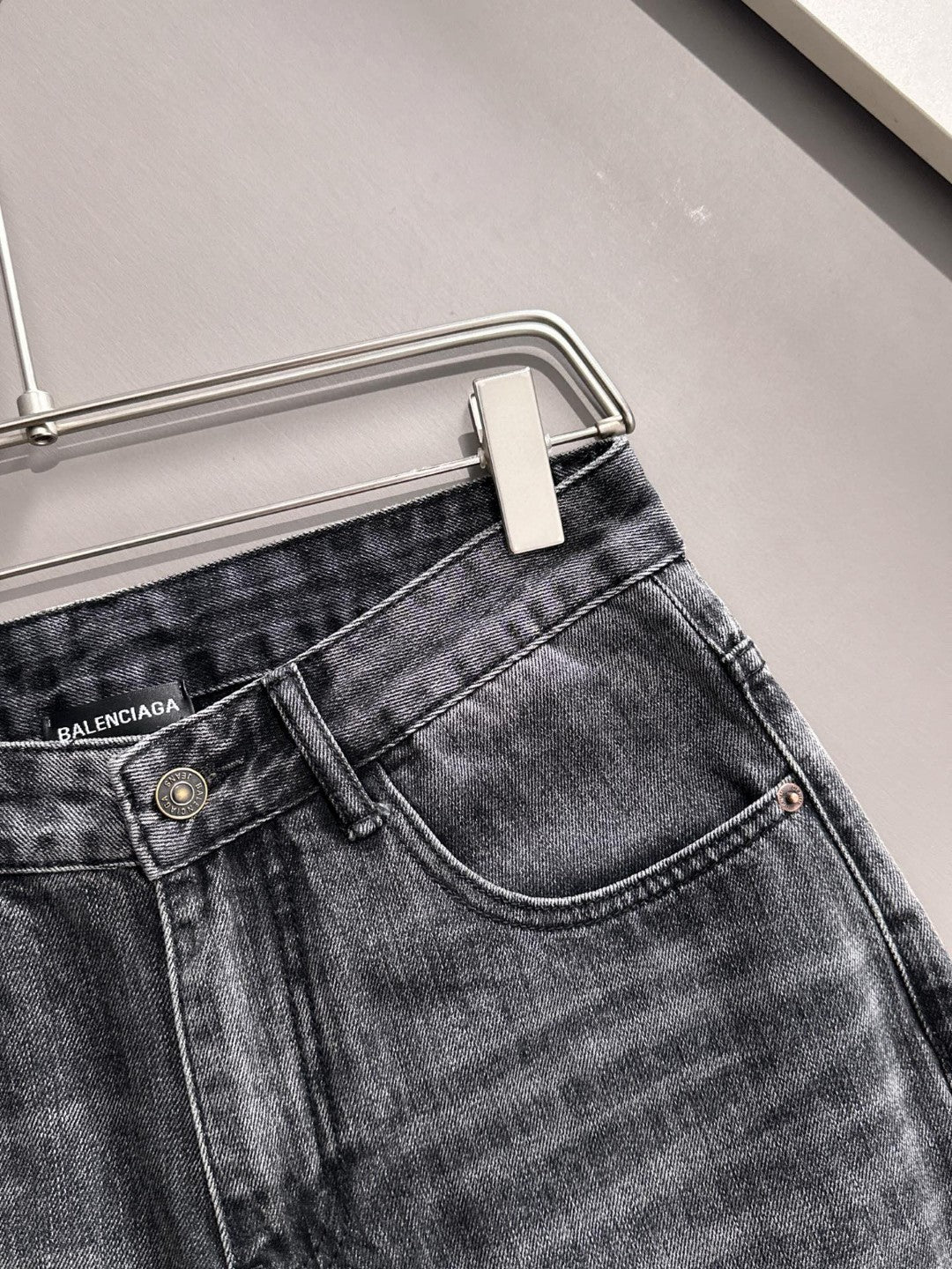 LuxluxHouse Best Quality Clothes Balenciaga Pants